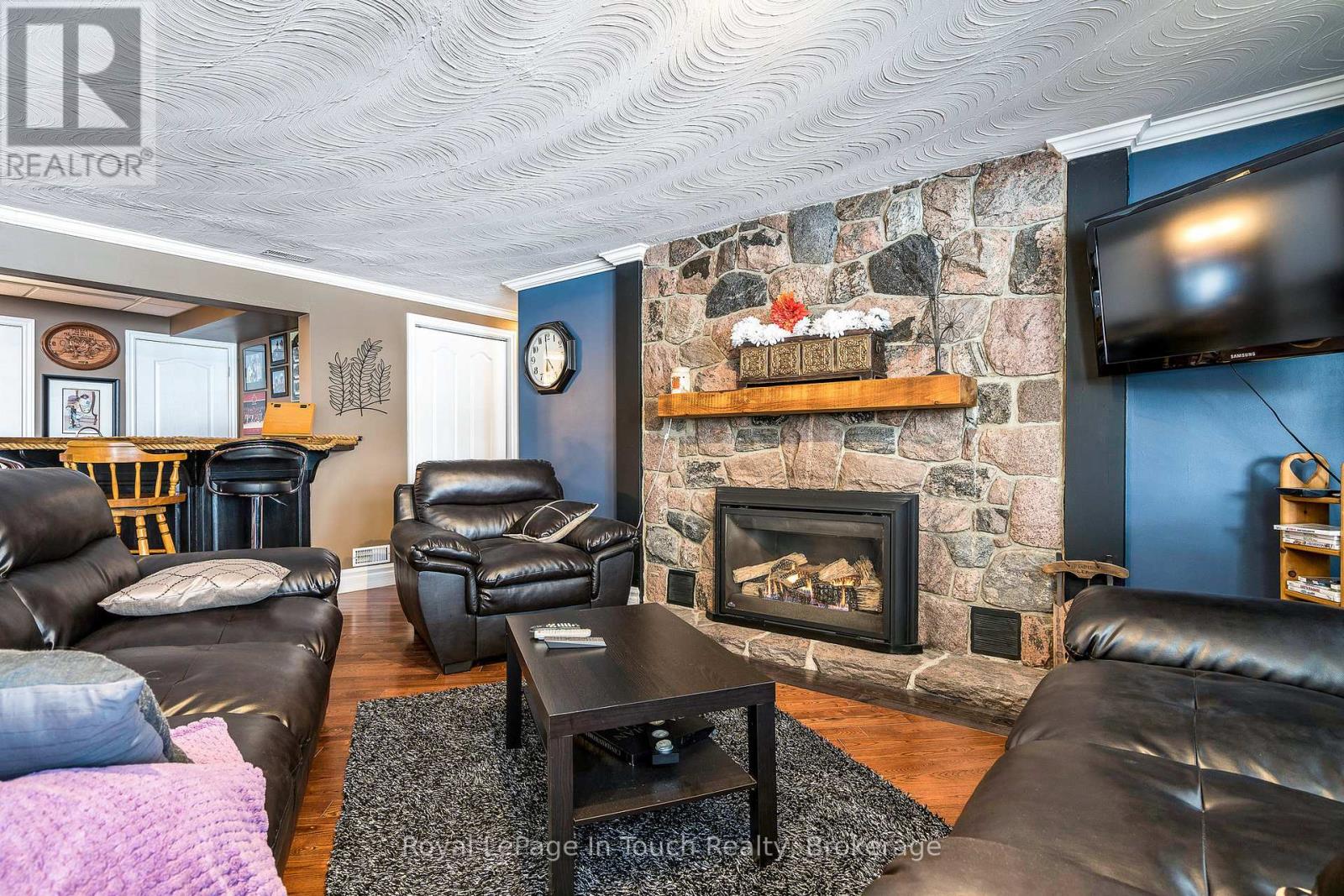 8 Tiny Beaches Road S Property Photo 27
