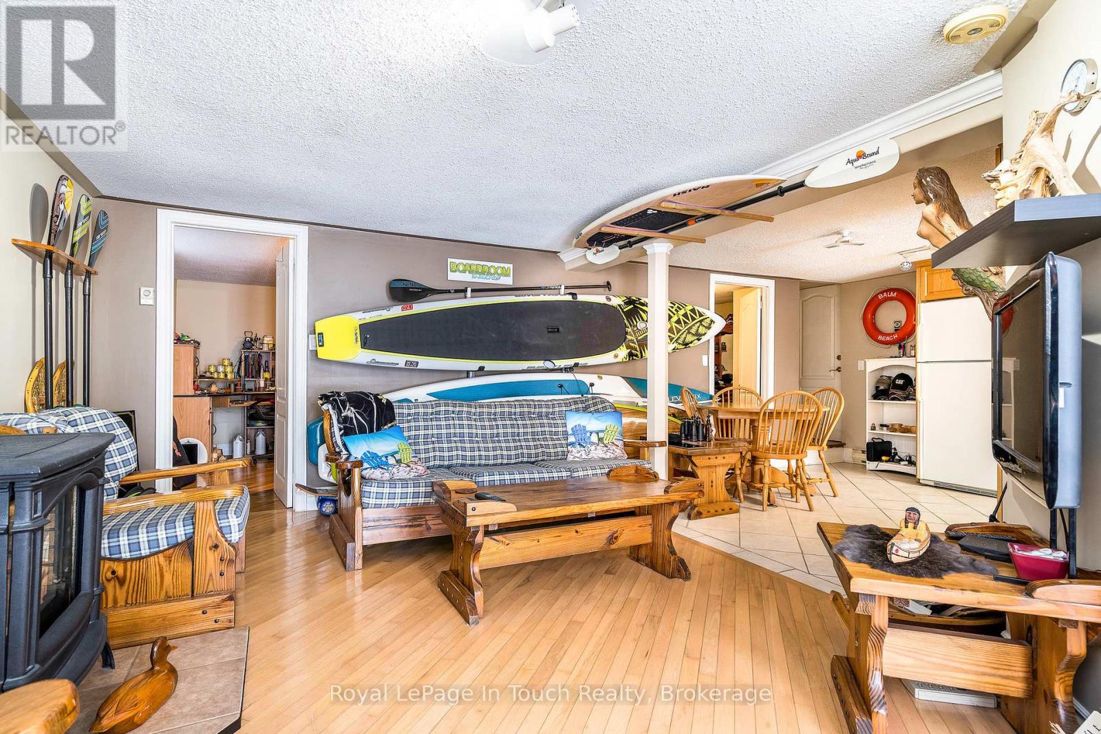 8 Tiny Beaches Road S Property Photo 35