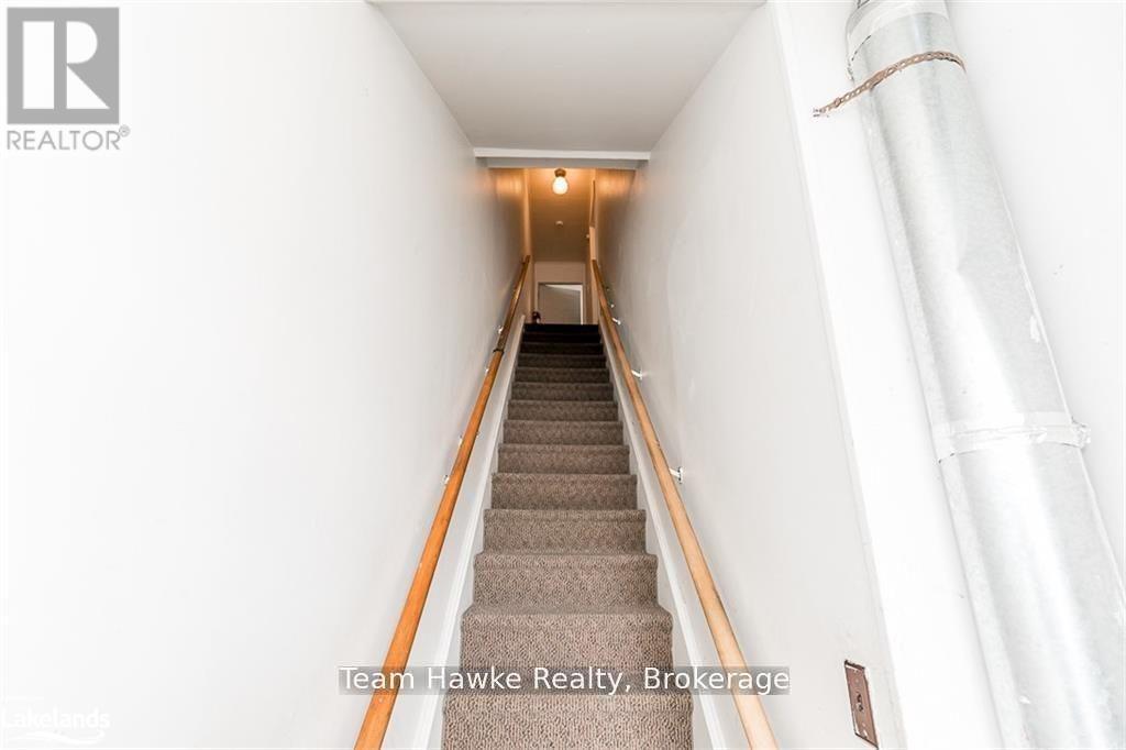 261 King Street Property Photo 33