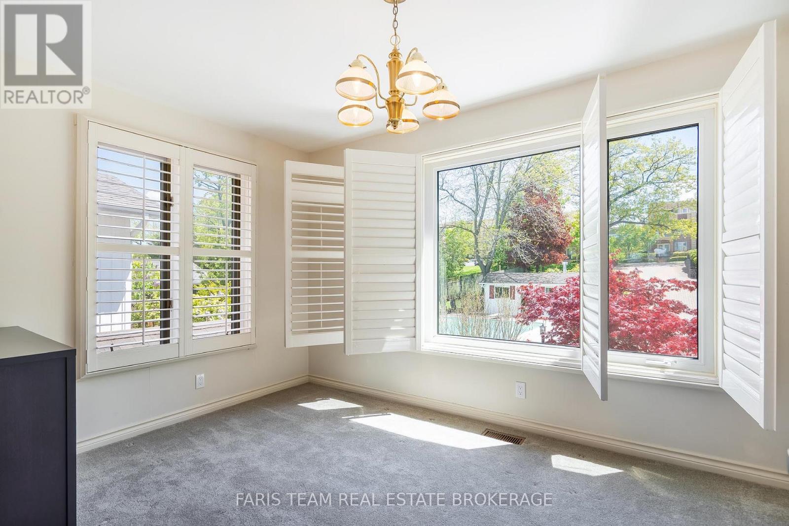 10 White Oaks Road Property Photo 22
