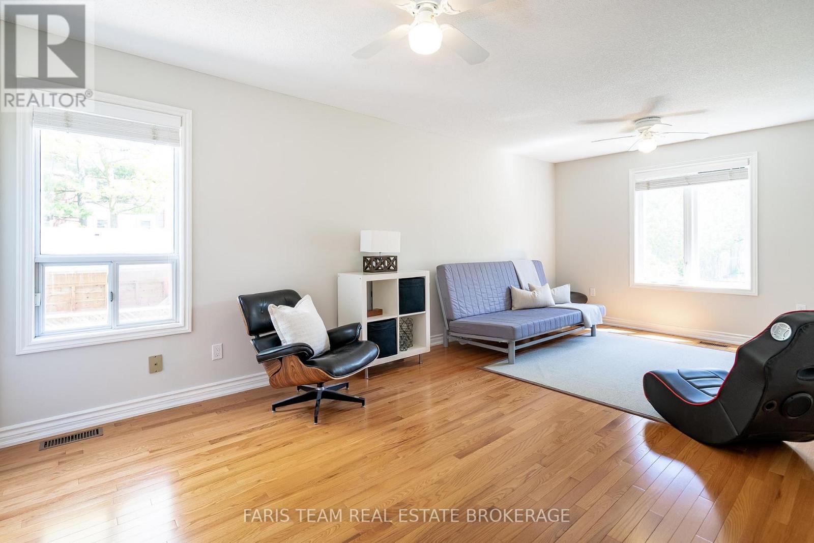 10 White Oaks Road Property Photo 25