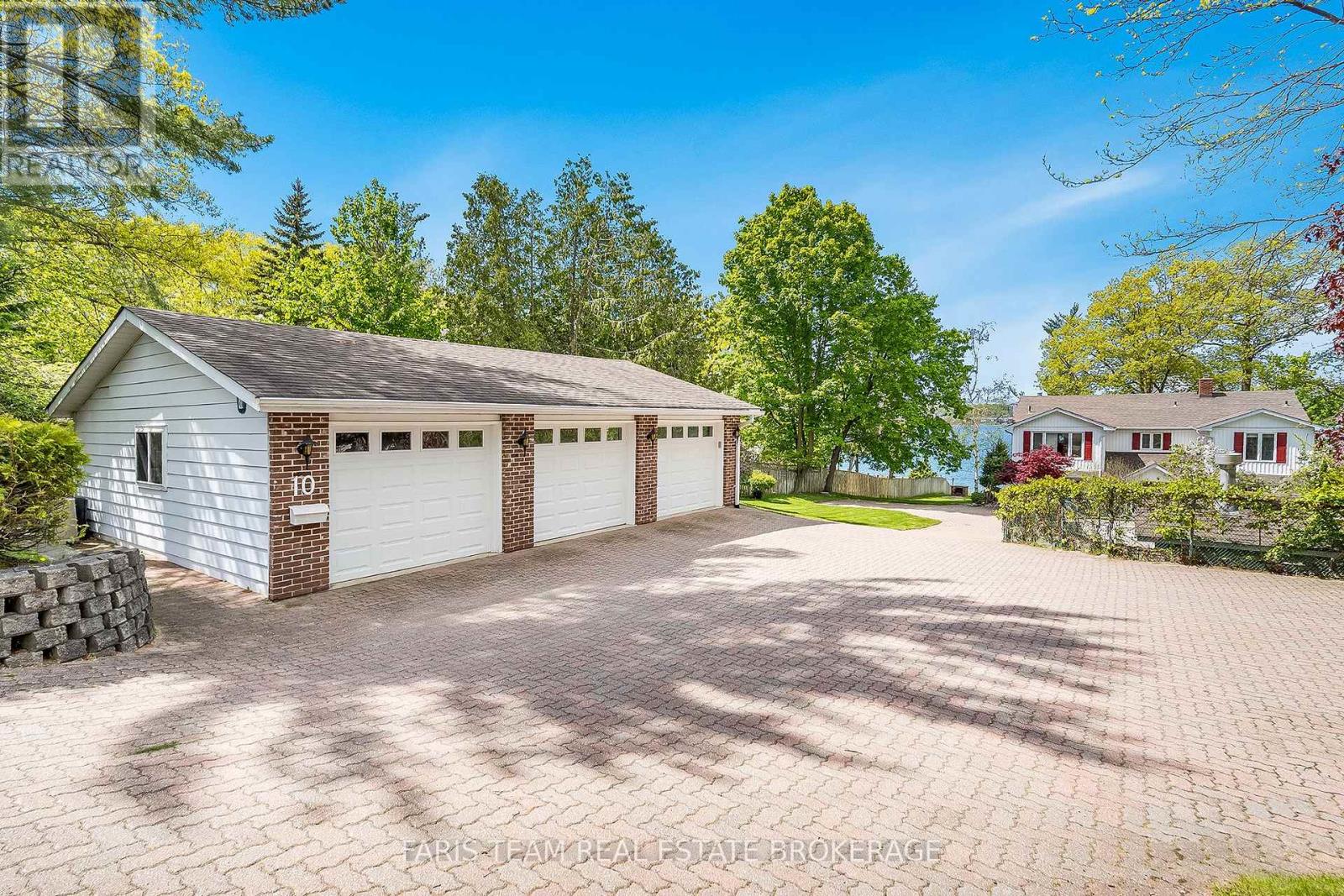 10 White Oaks Road Property Photo 36