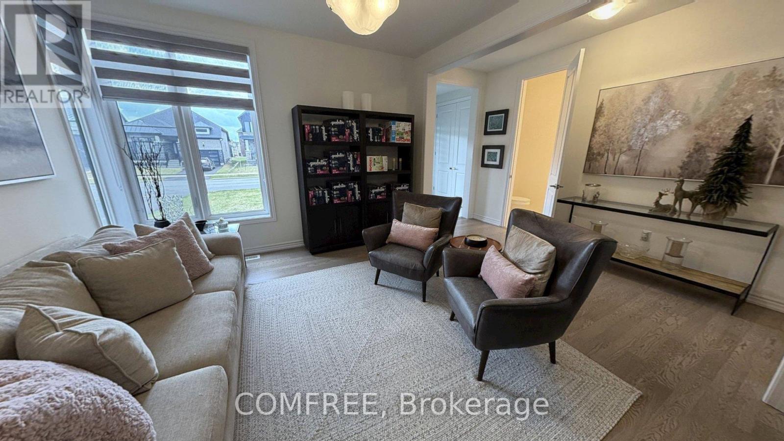 45 Del Ray Crescent Property Photo 4