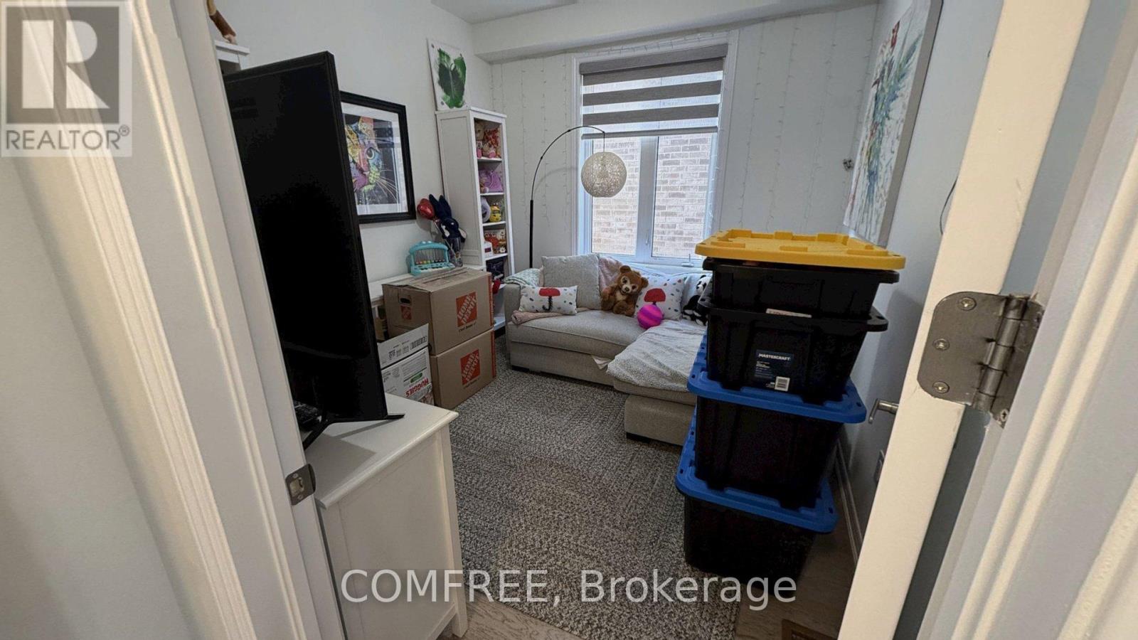 45 Del Ray Crescent Property Photo 12