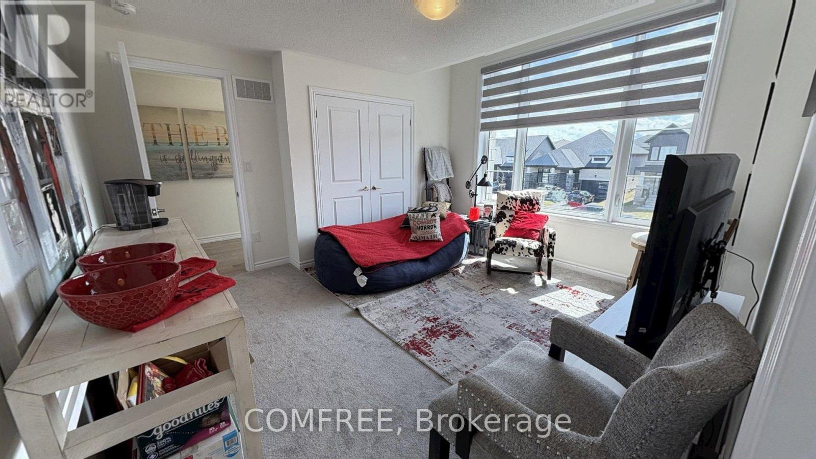 45 Del Ray Crescent Property Photo 25