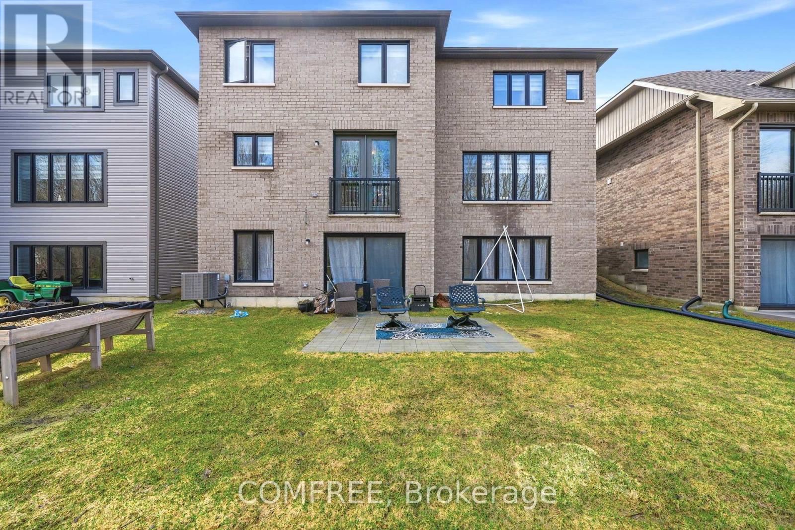 45 Del Ray Crescent Property Photo 30