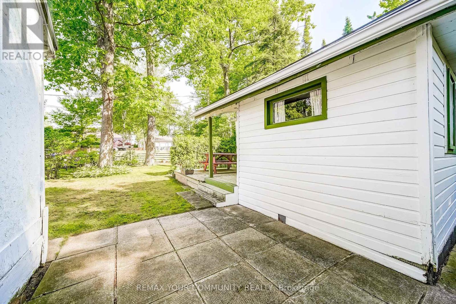 45 30th Street Property Photo 34