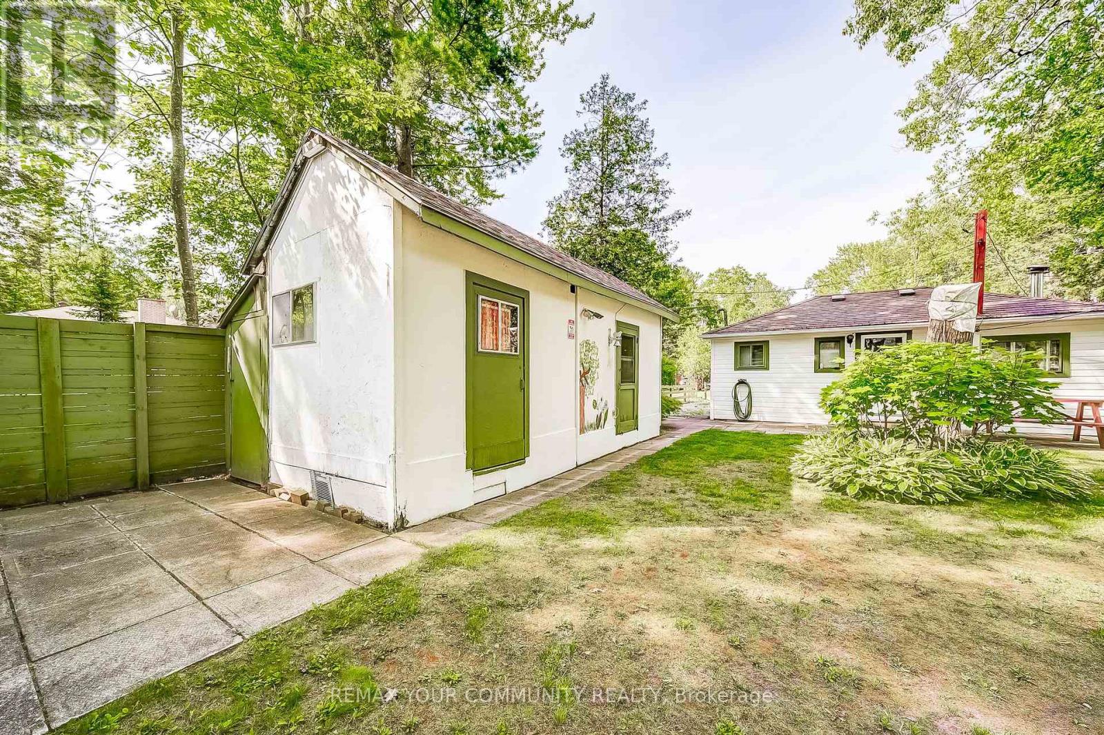 45 30th Street Property Photo 35