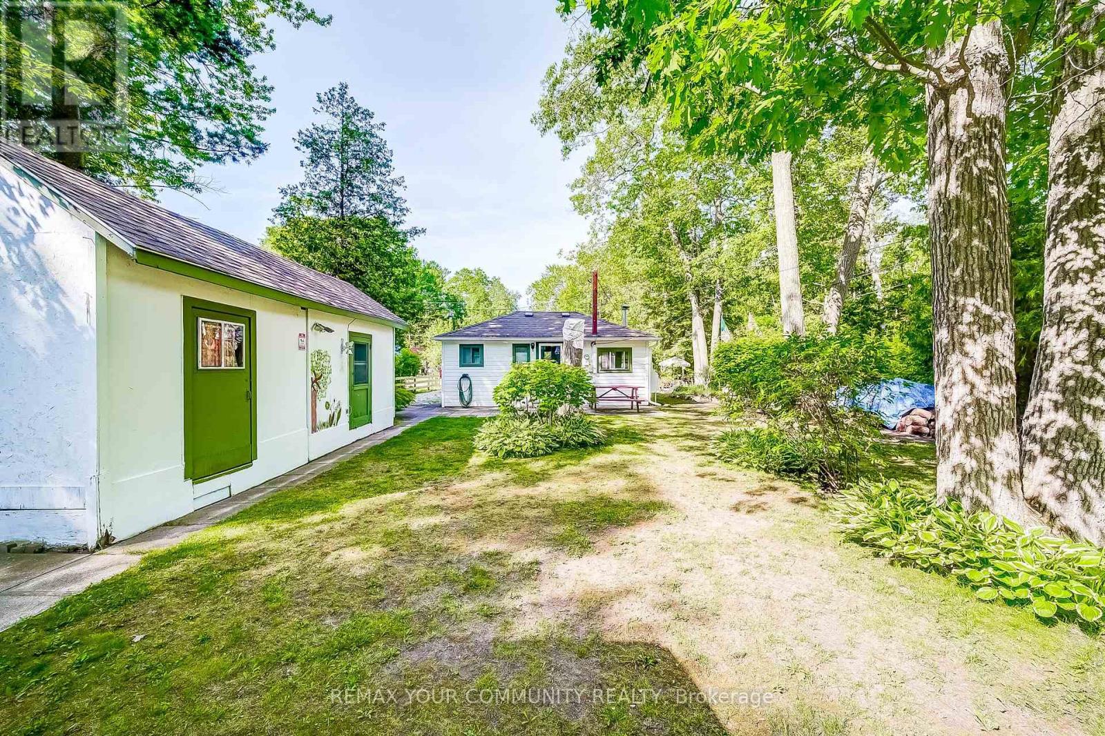 45 30th Street Property Photo 36