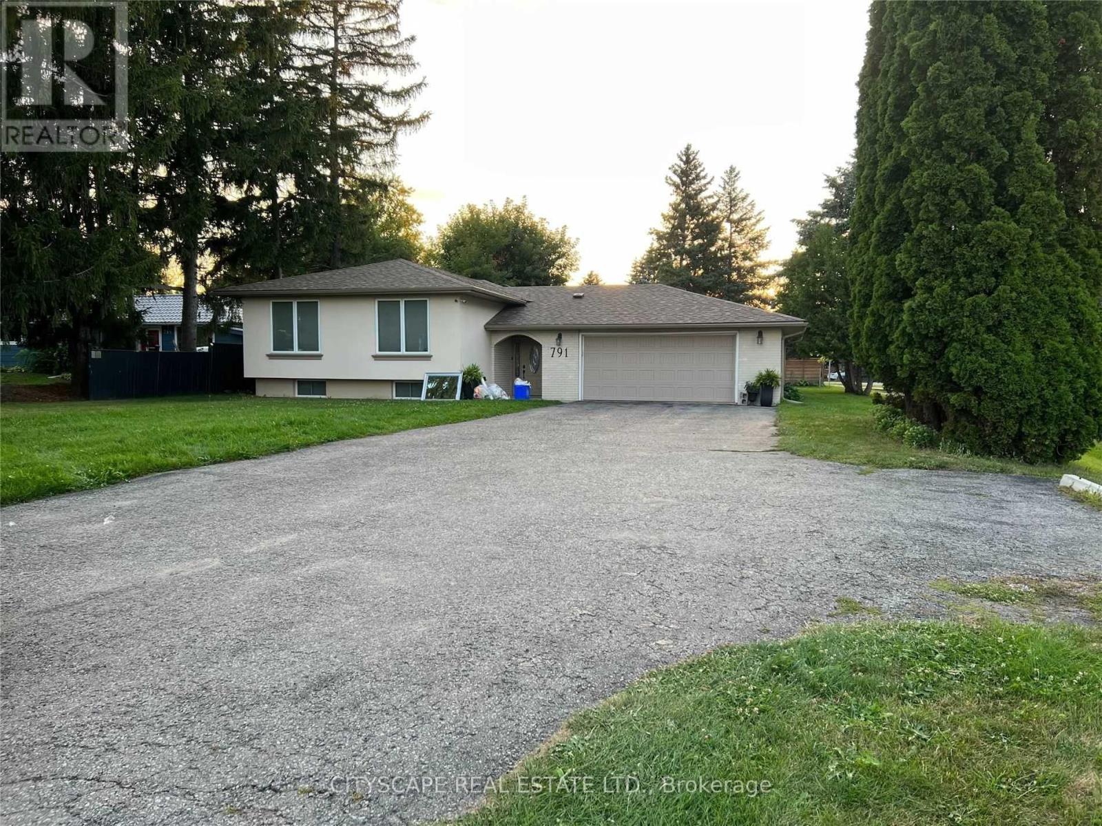 791 Essa Road Property Photo 5