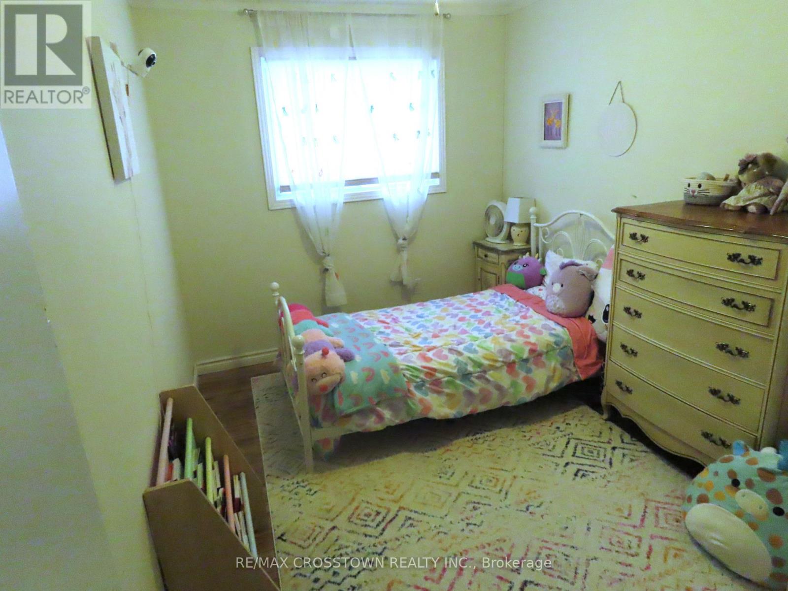 4716 Penetanguishene Road Property Photo 15
