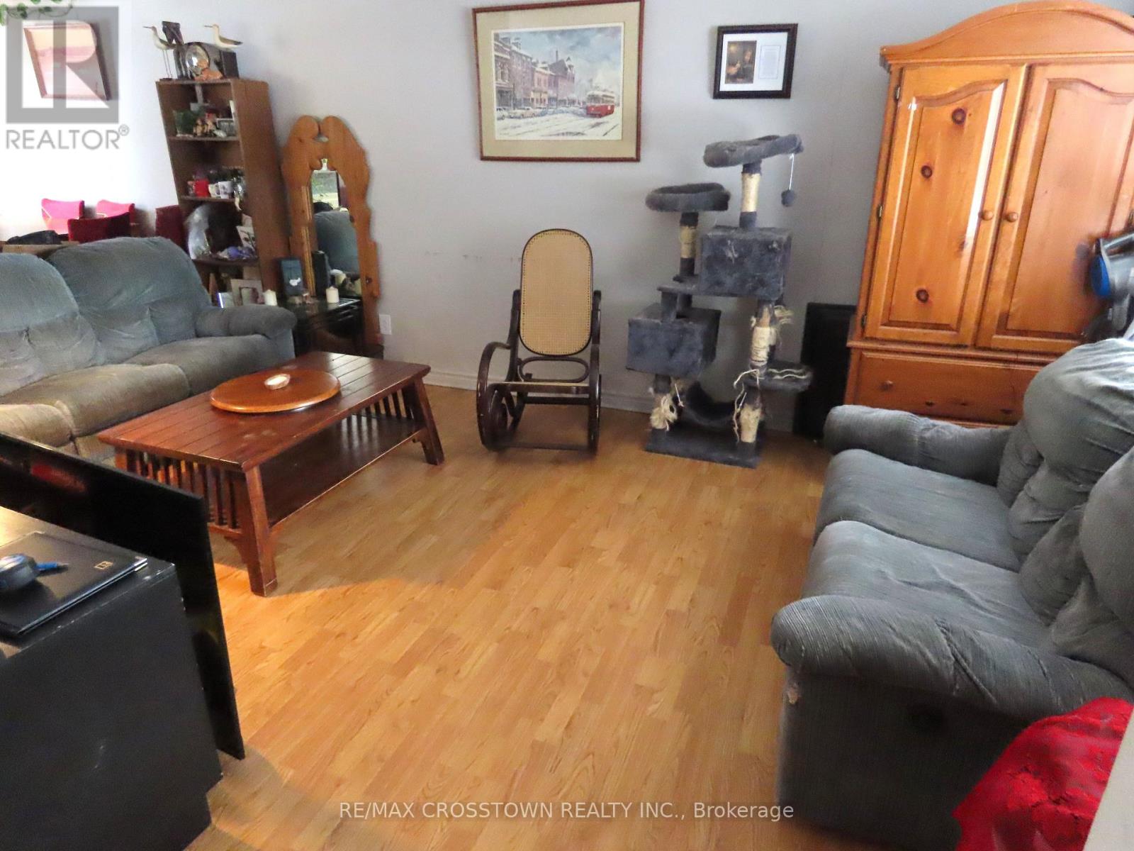 4716 Penetanguishene Road Property Photo 25