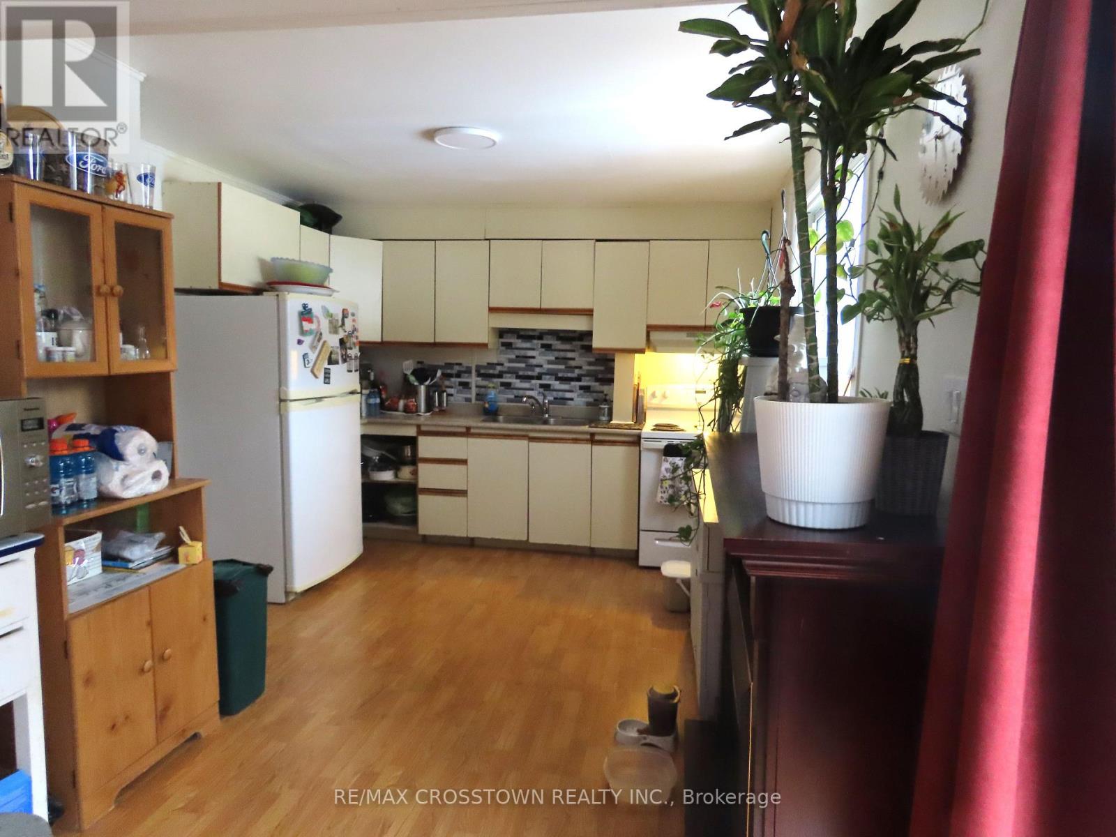 4716 Penetanguishene Road Property Photo 27
