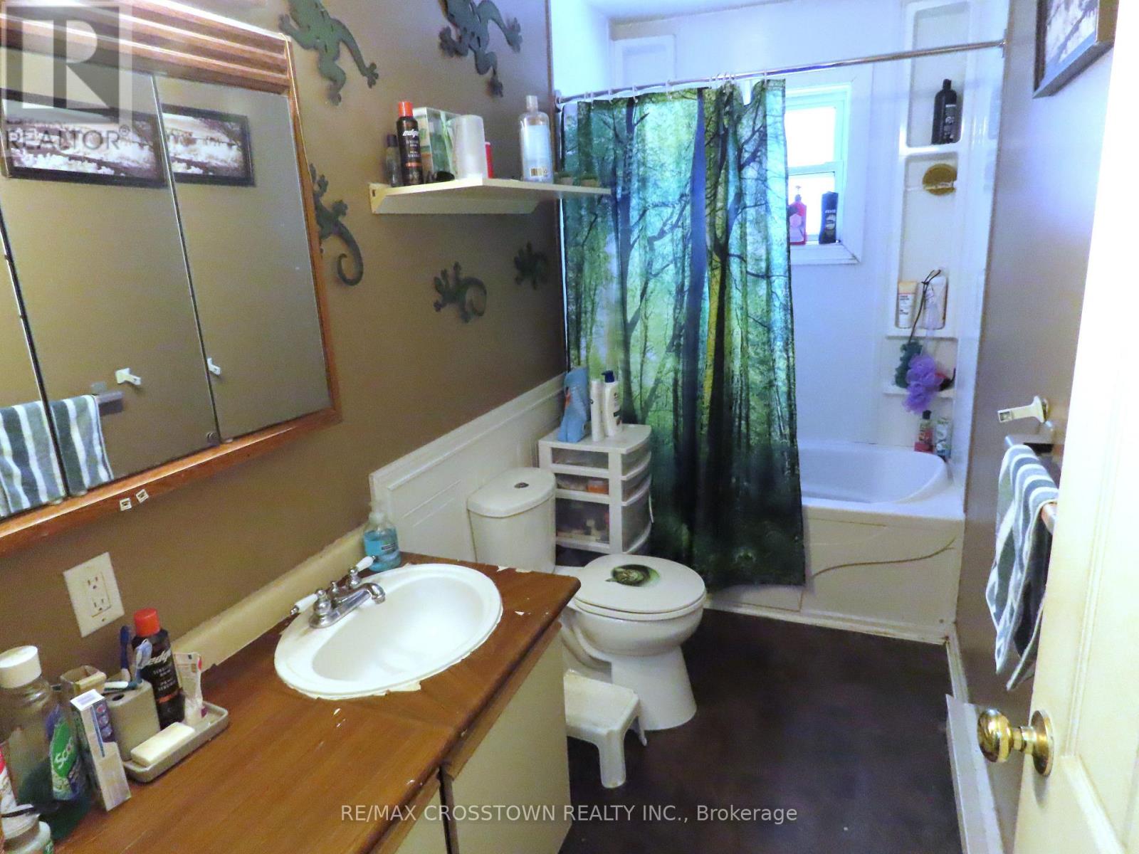 4716 Penetanguishene Road Property Photo 29