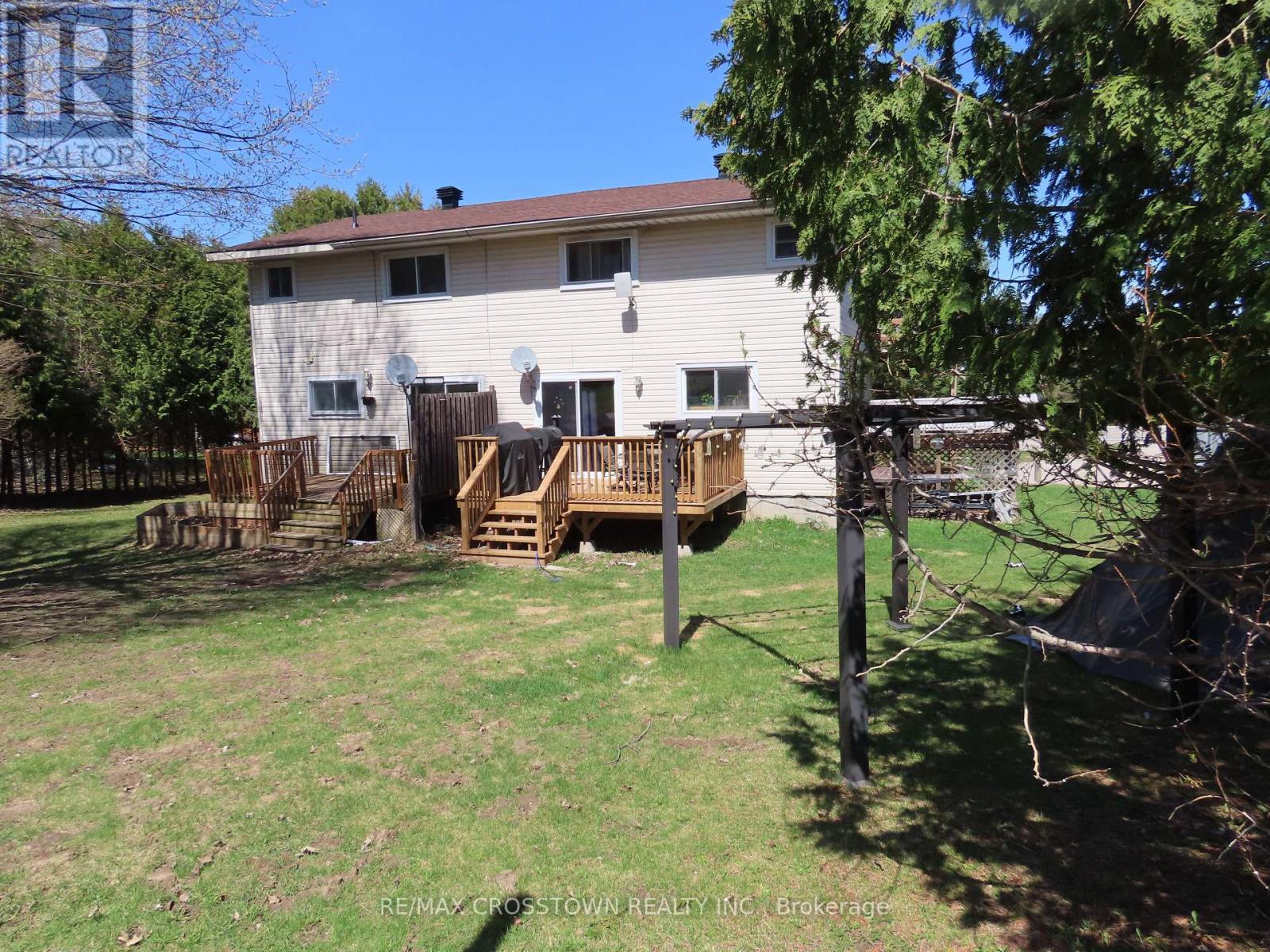 4716 Penetanguishene Road Property Photo 33