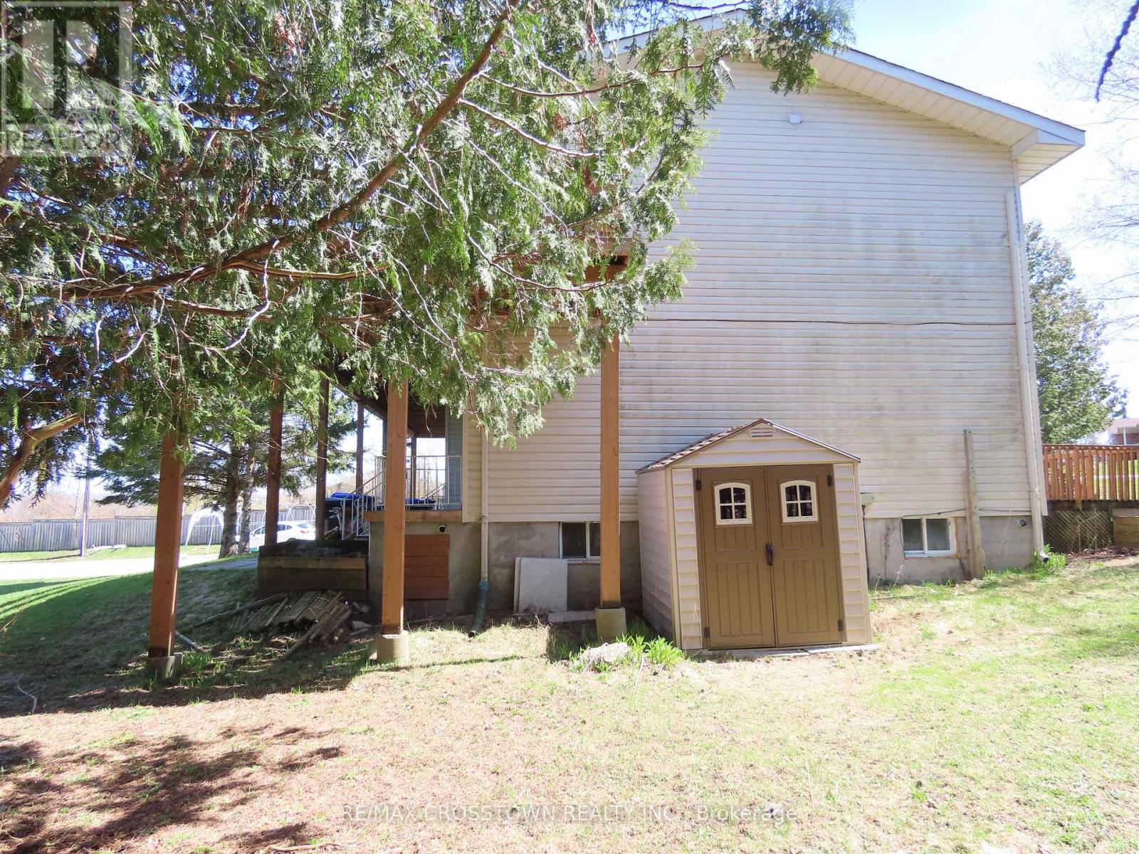 4716 Penetanguishene Road Property Photo 35