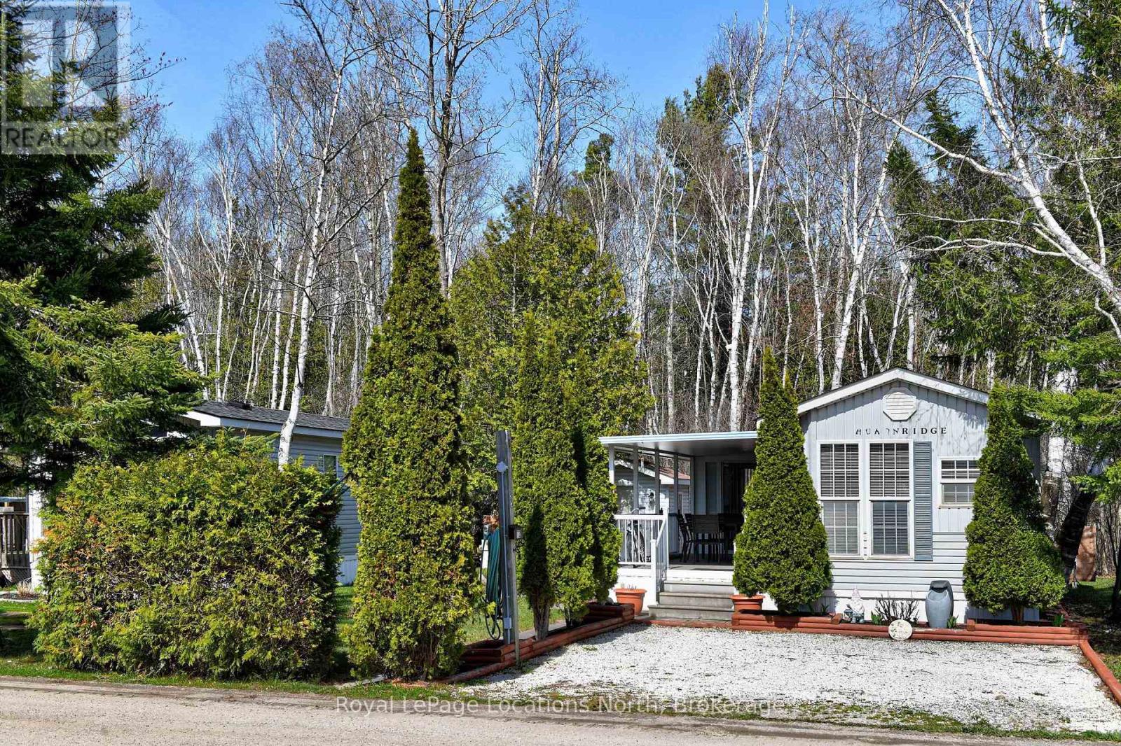 2 Wasaga Pines Lane E Property Photo 21