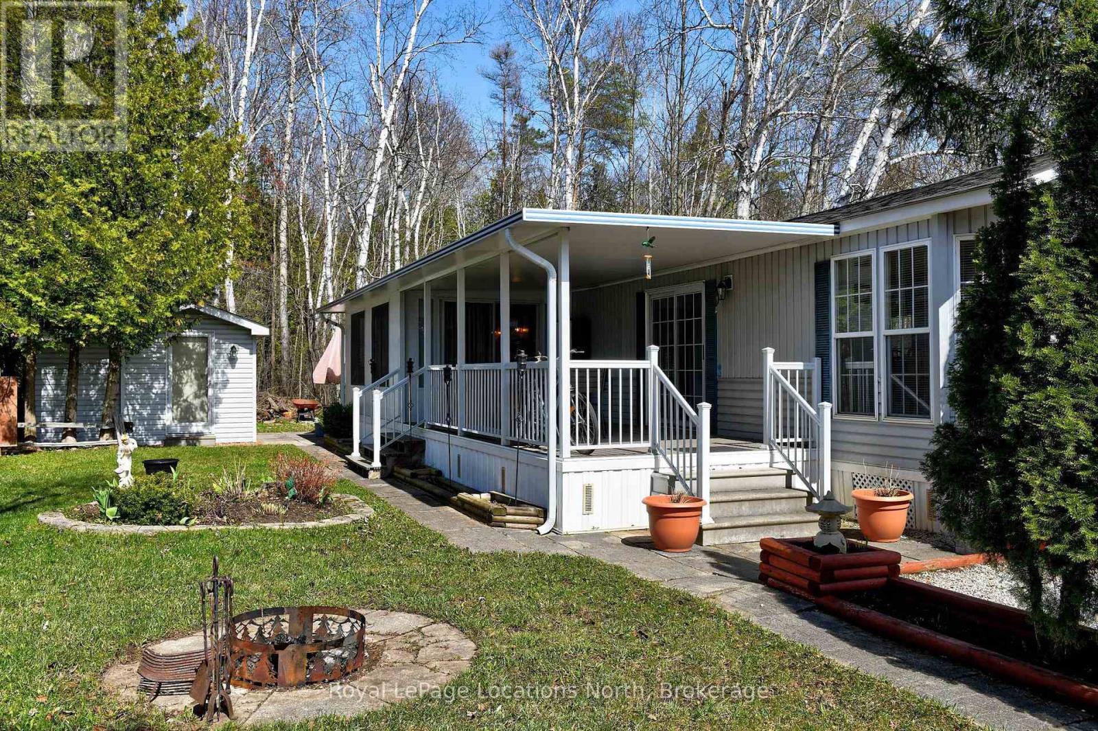 2 Wasaga Pines Lane E Property Photo 28