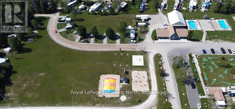 2 Wasaga Pines Lane E Property Photo 32