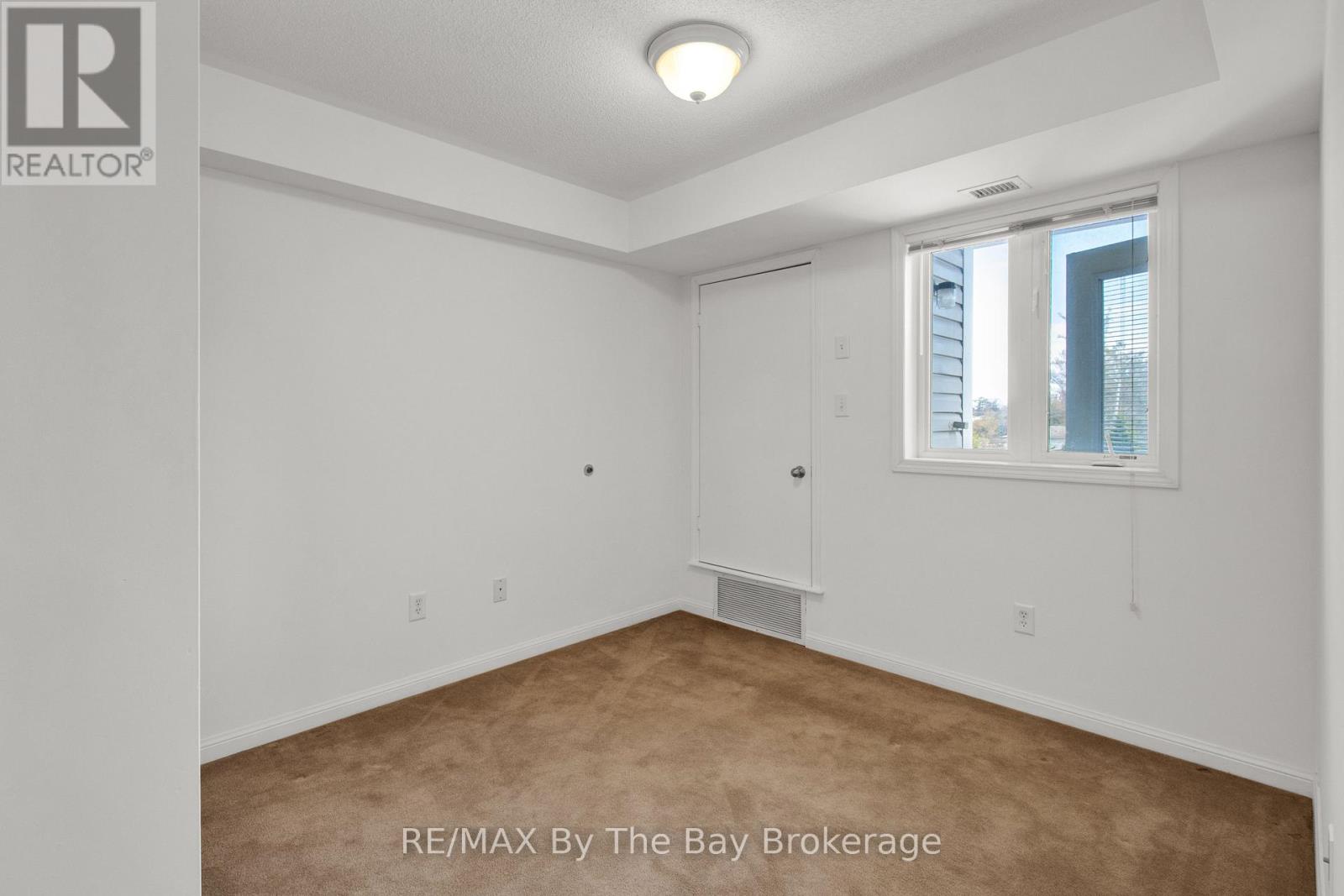 311 - 16 Westbury Road Property Photo 11