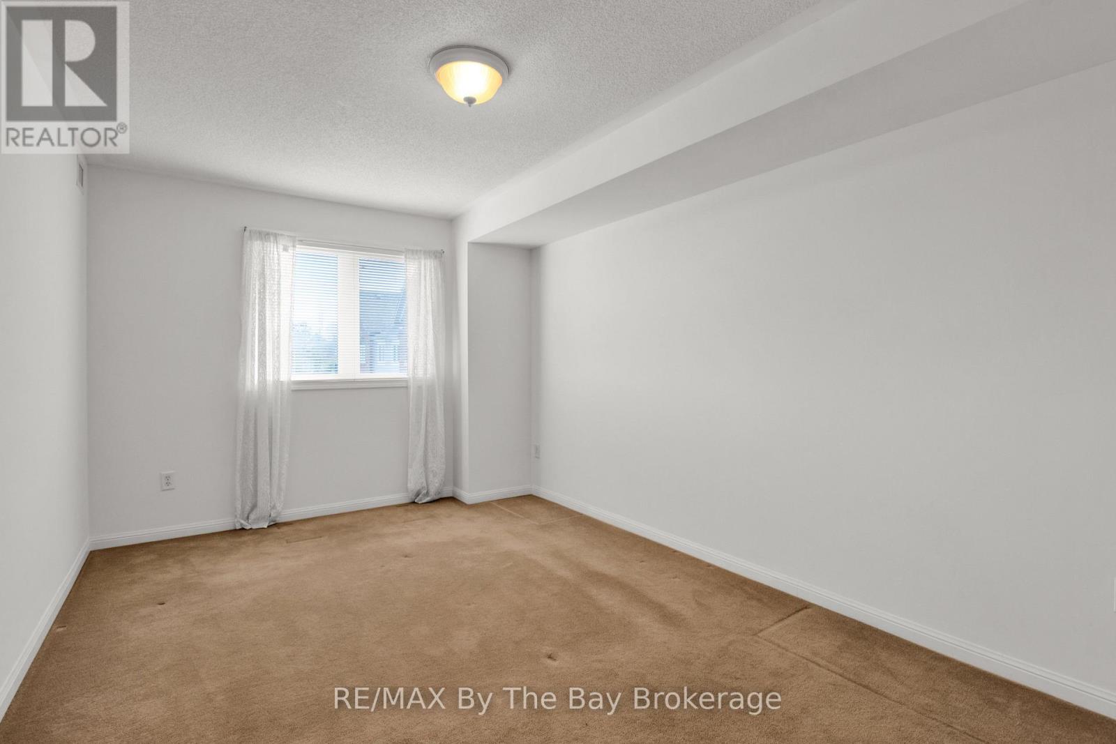 311 - 16 Westbury Road Property Photo 15