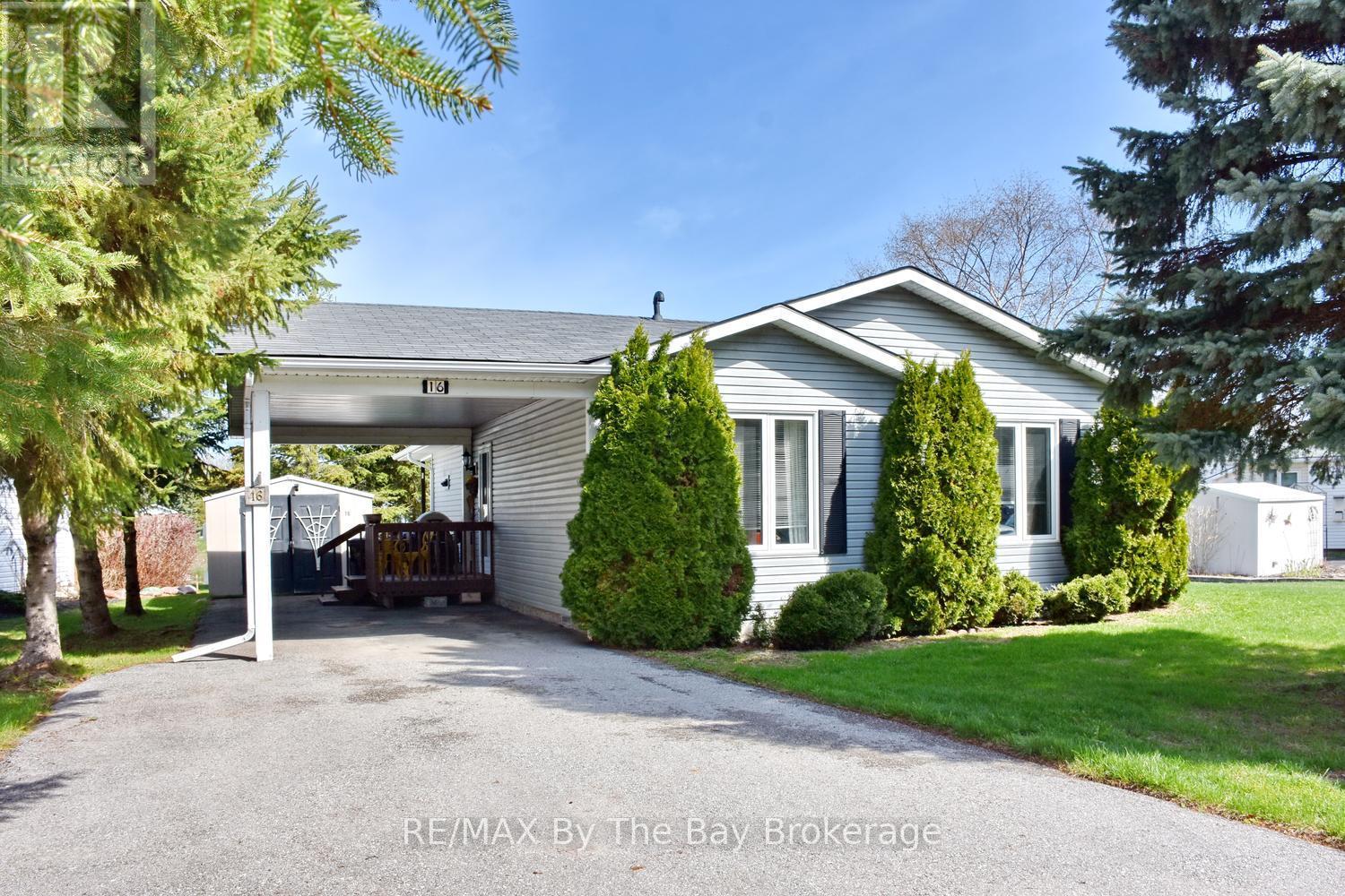 16 Indiana Avenue Property Photo 1