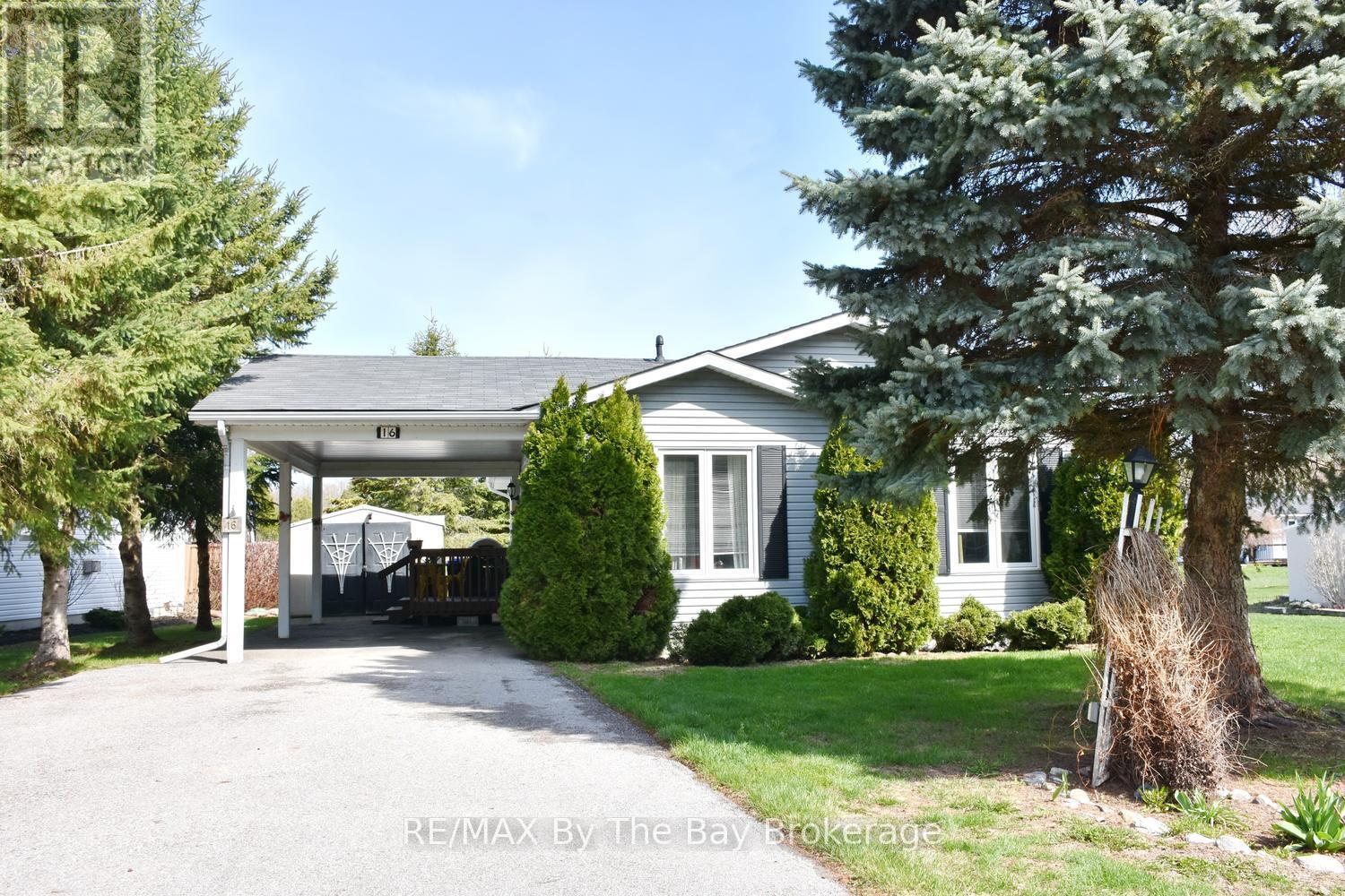 16 Indiana Avenue Property Photo 10