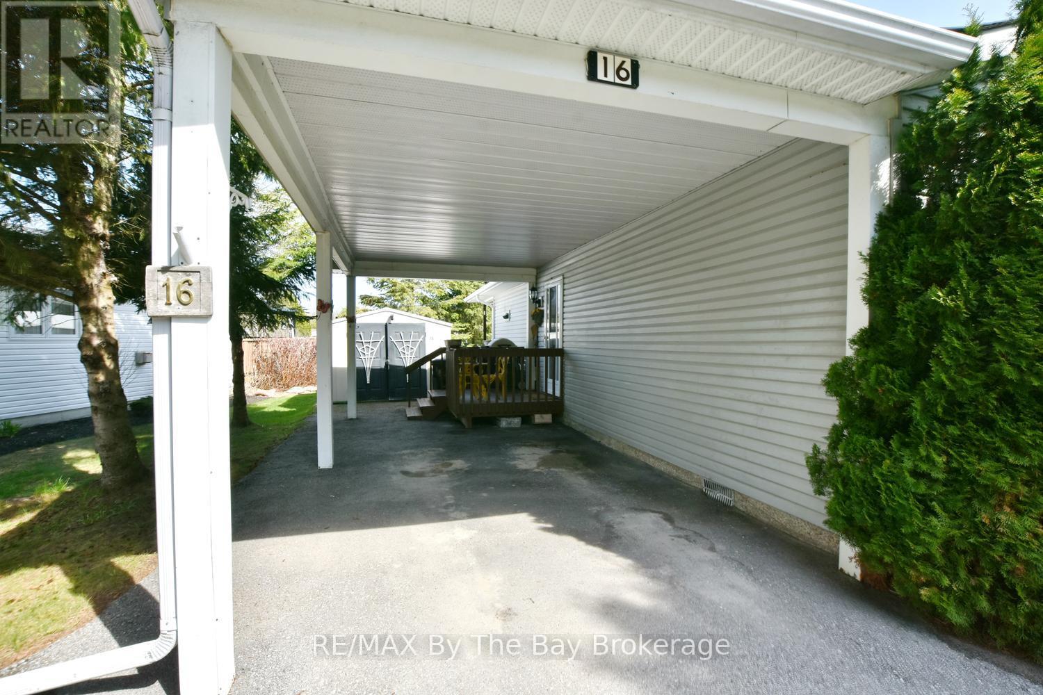 16 Indiana Avenue Property Photo 11