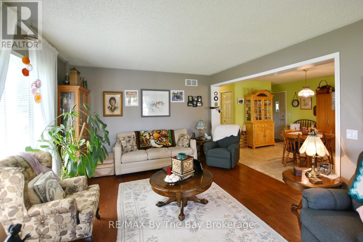 16 Indiana Avenue Property Photo 14