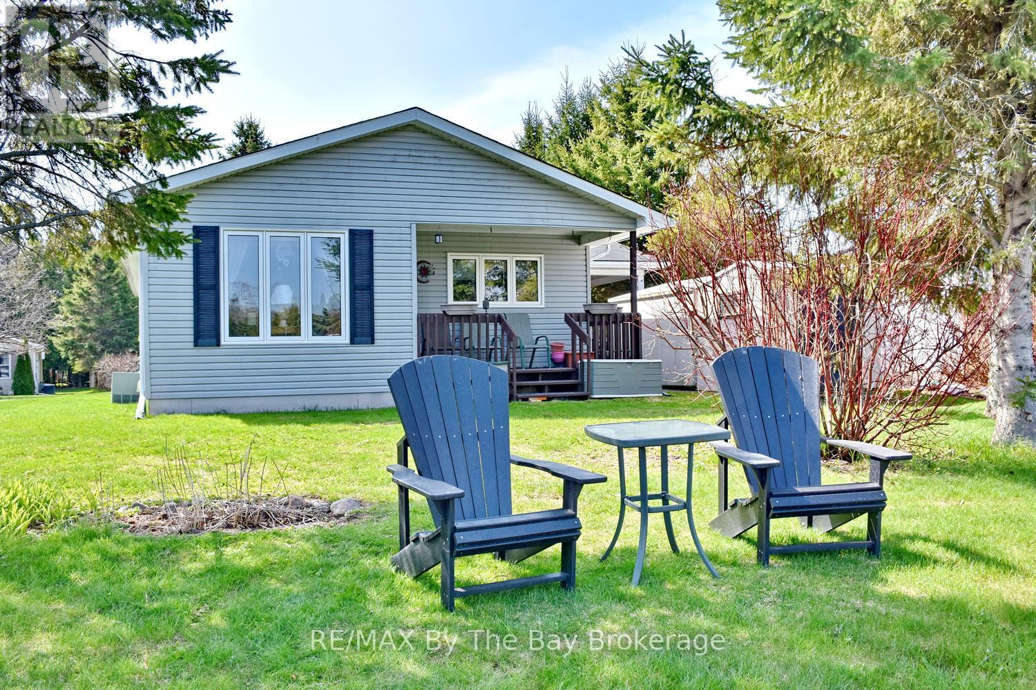 16 Indiana Avenue Property Photo 23