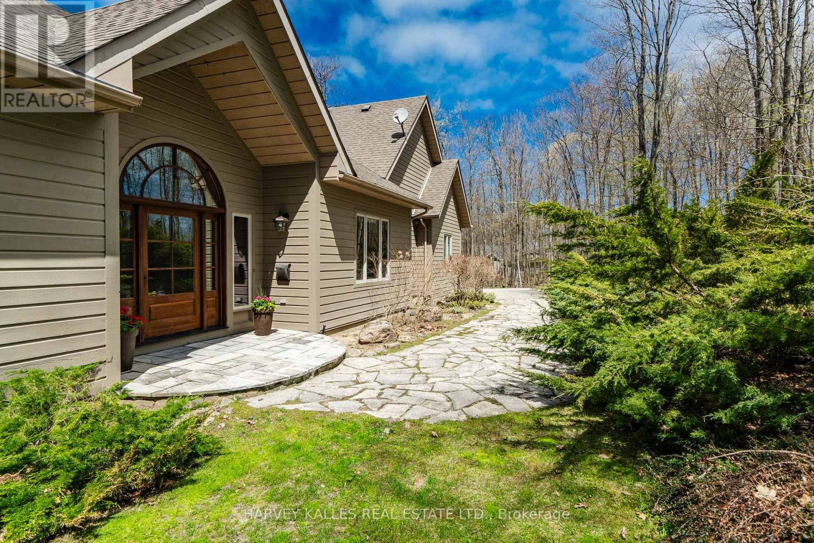 20 Nippissing Ridge Road Property Photo 8