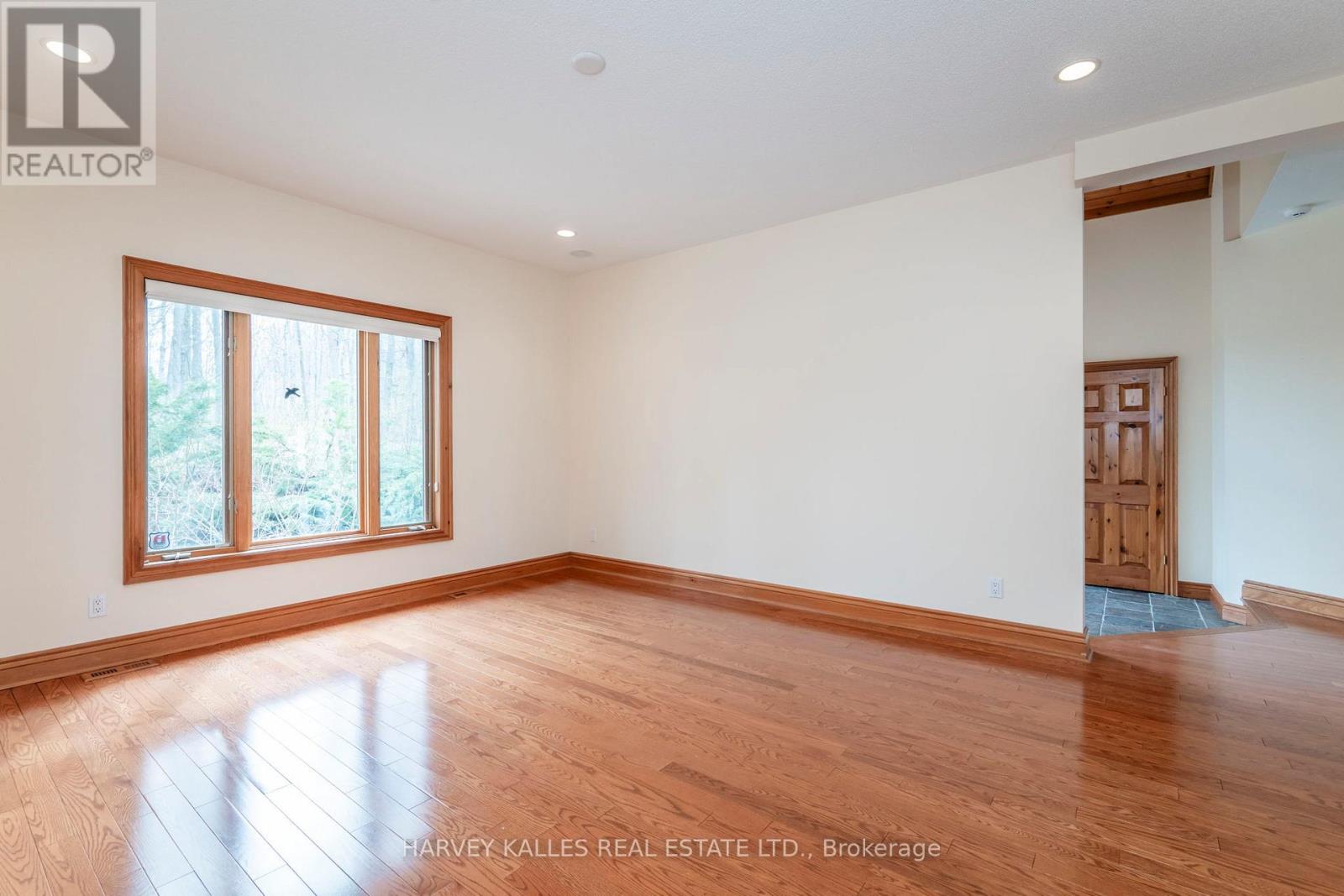 20 Nippissing Ridge Road Property Photo 11