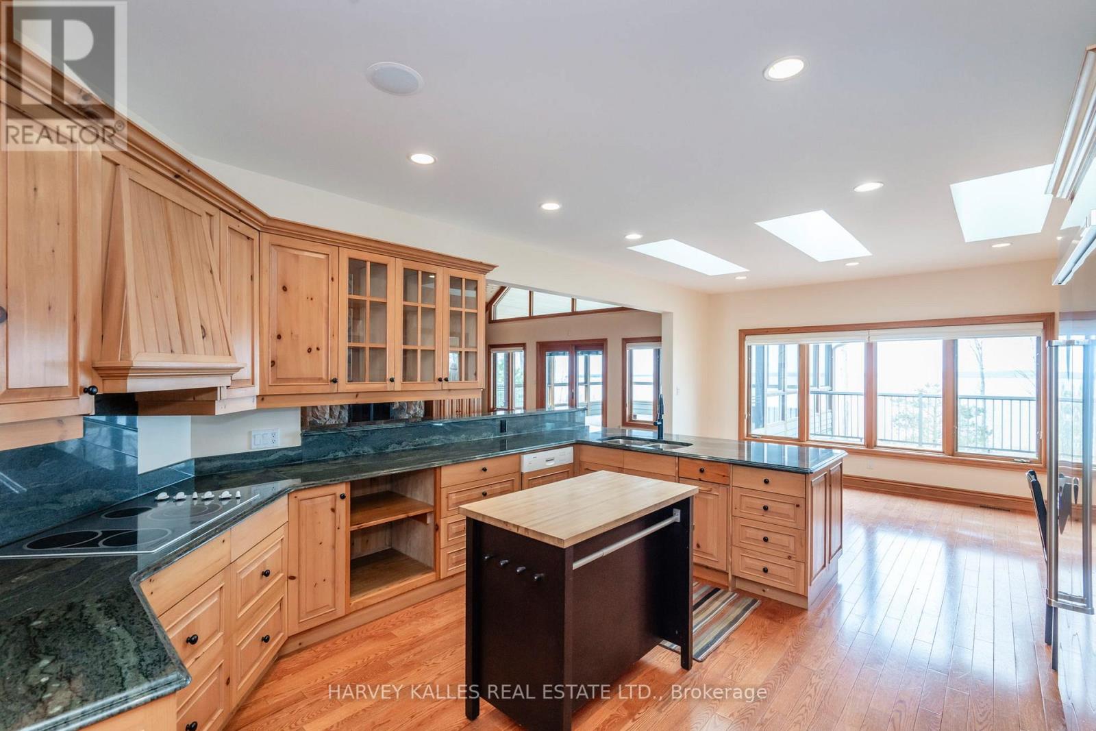 20 Nippissing Ridge Road Property Photo 19