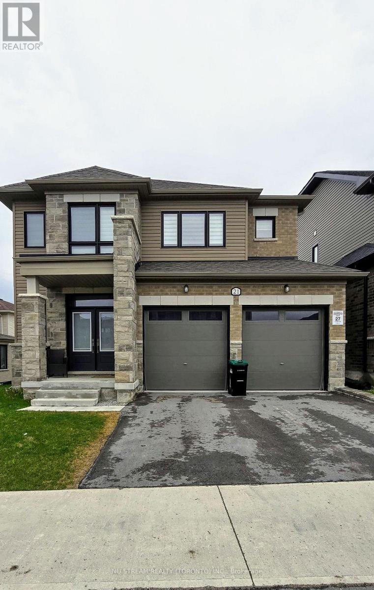 21 ABBEY CRESCENT W Property Photo 1