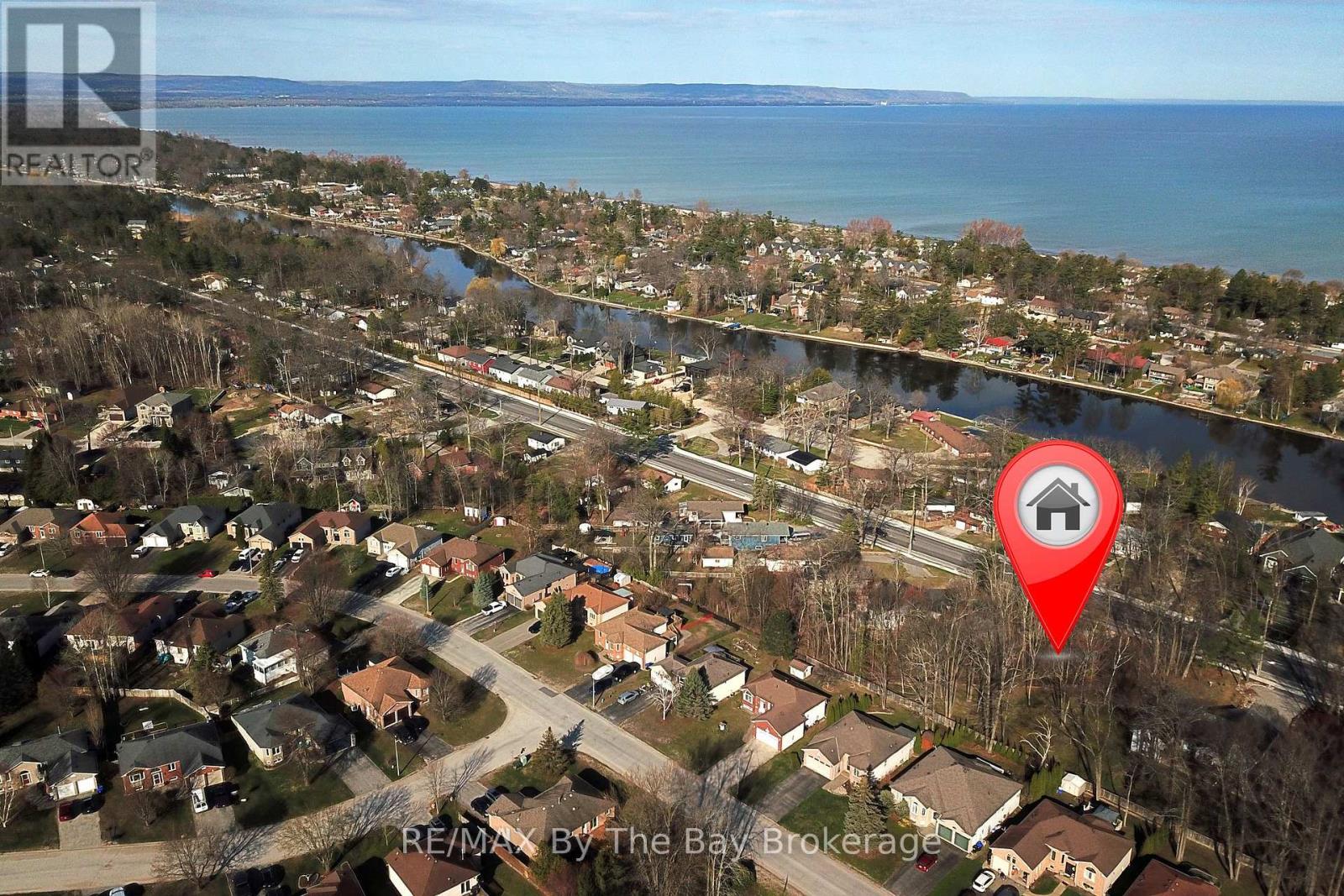 1459 RIVER ROAD W