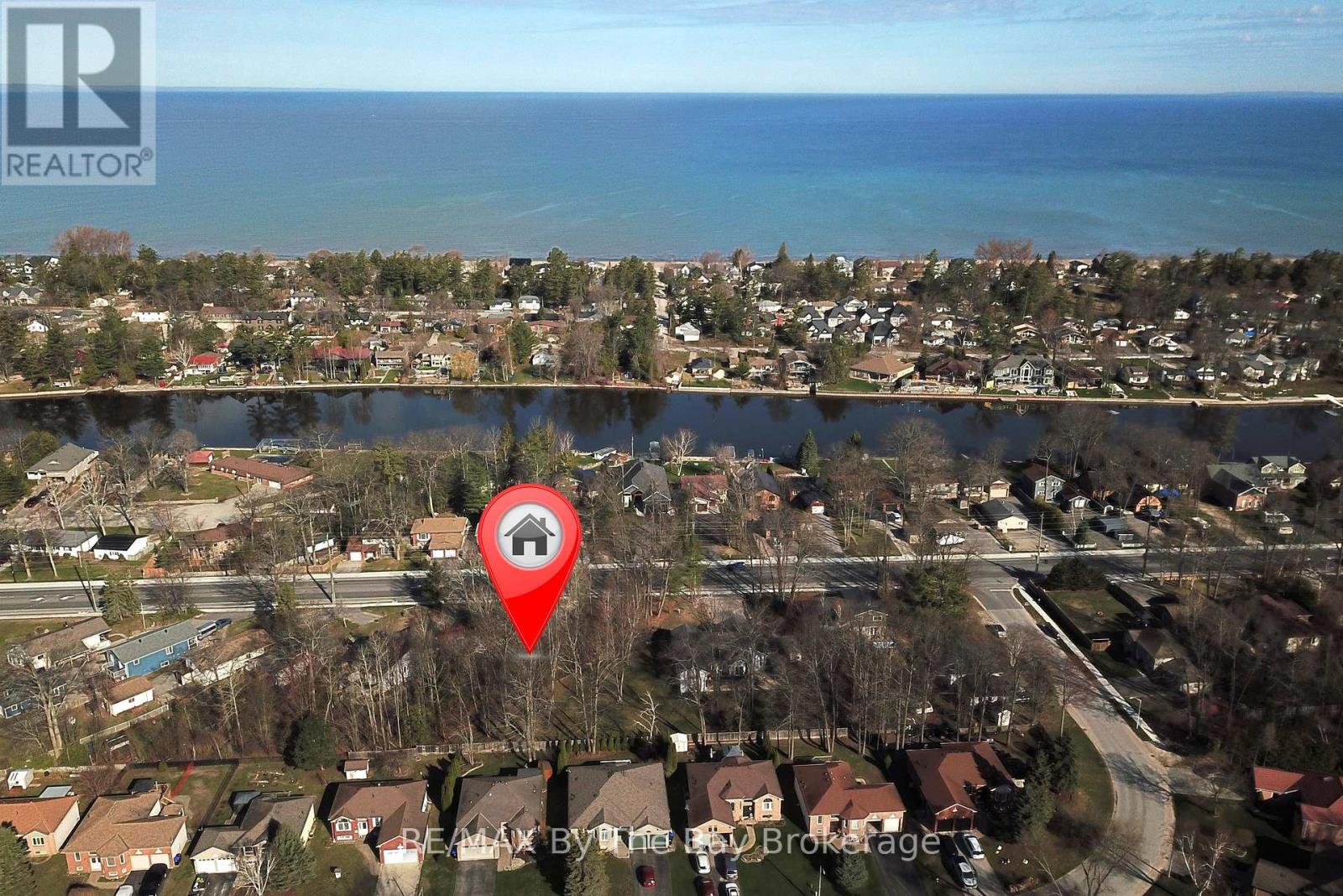 1459 River Road W Property Photo 2
