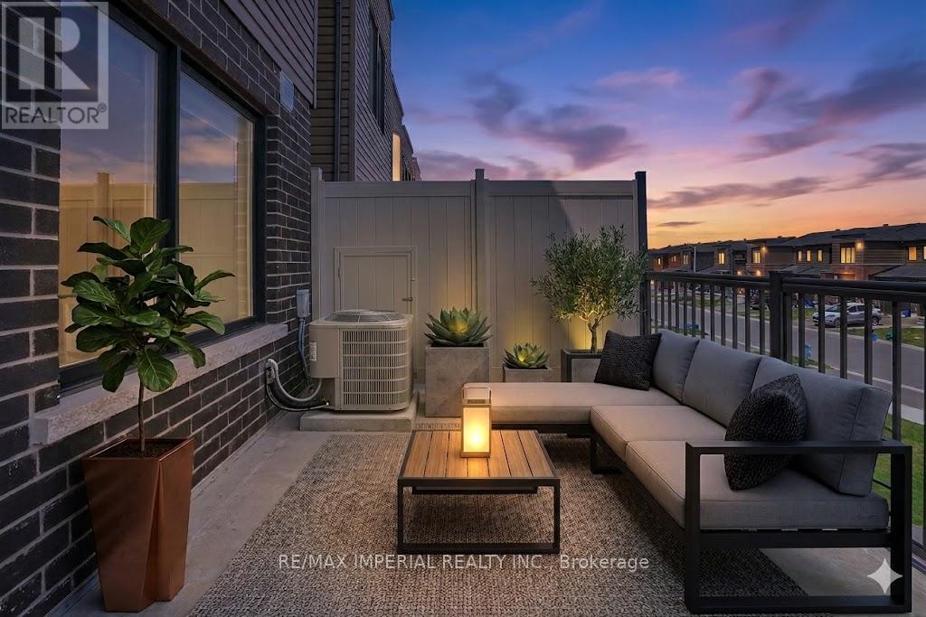 61 Fairlane Avenue Property Photo 7