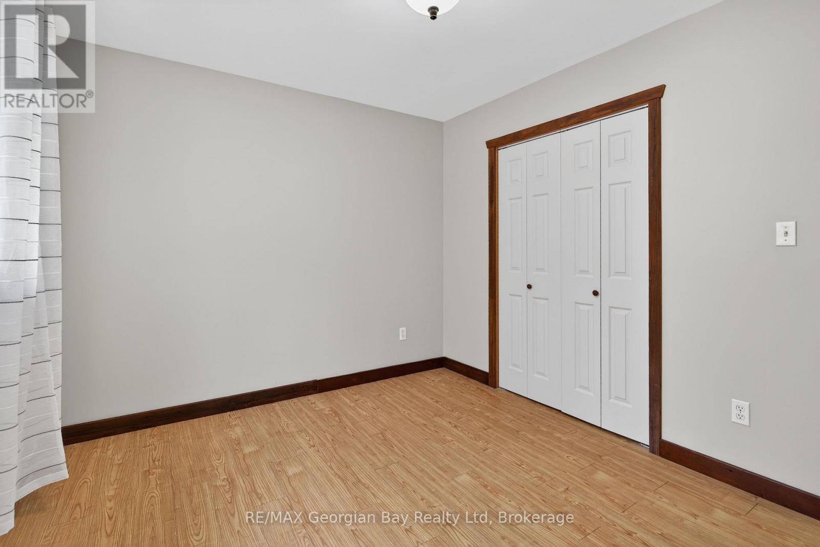 90 Farlain Lake Road W Property Photo 15