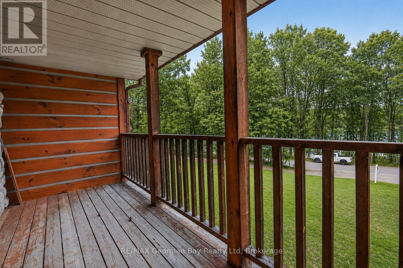 90 Farlain Lake Road W Property Photo 21