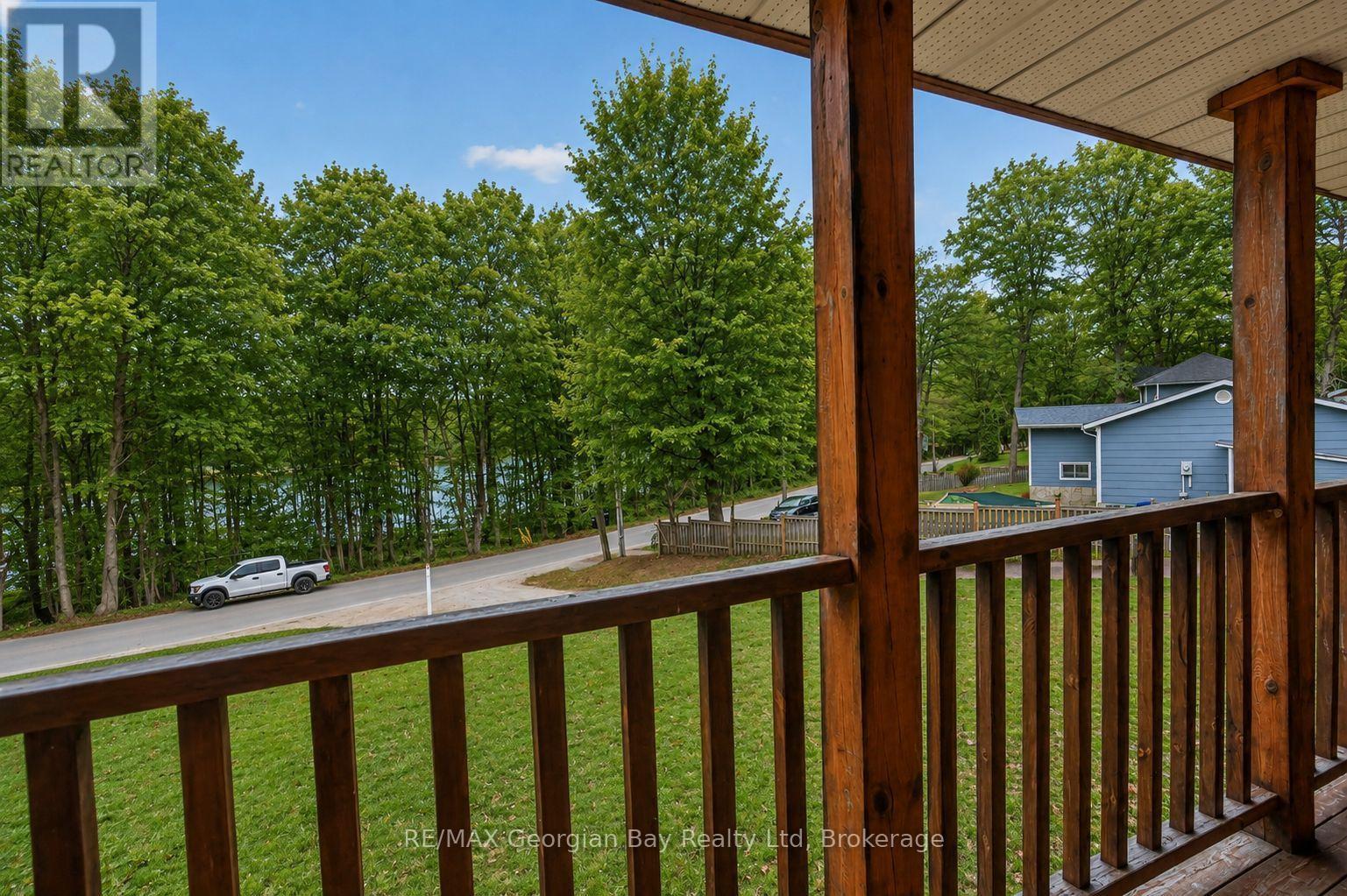 90 Farlain Lake Road W Property Photo 22