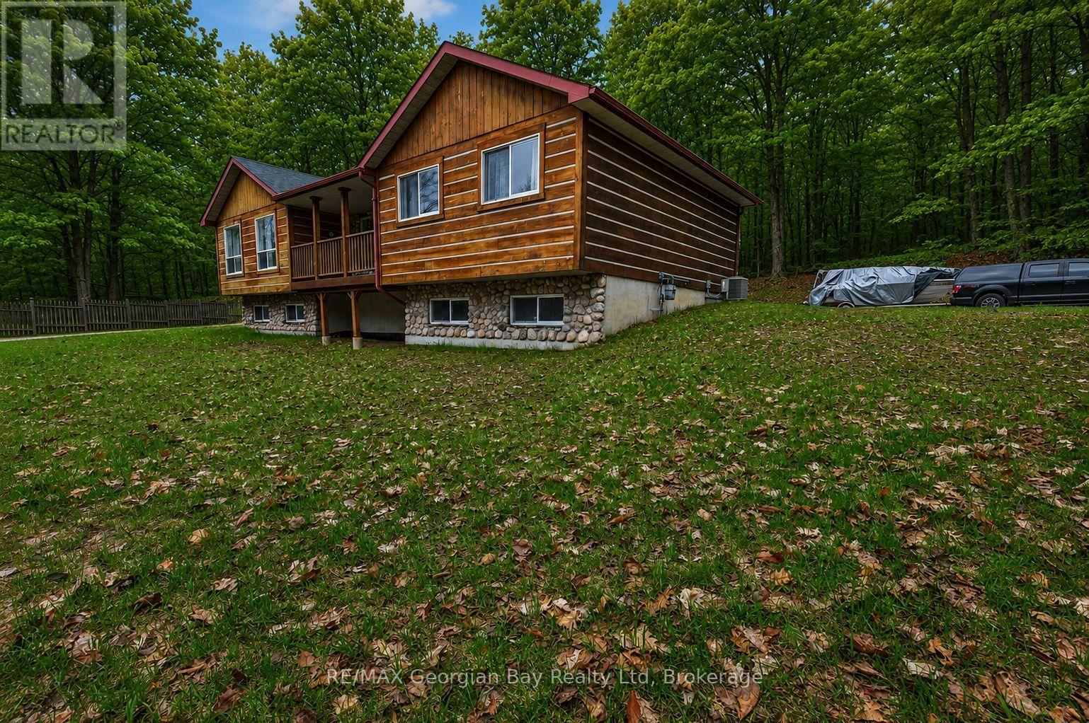 90 Farlain Lake Road W Property Photo 29