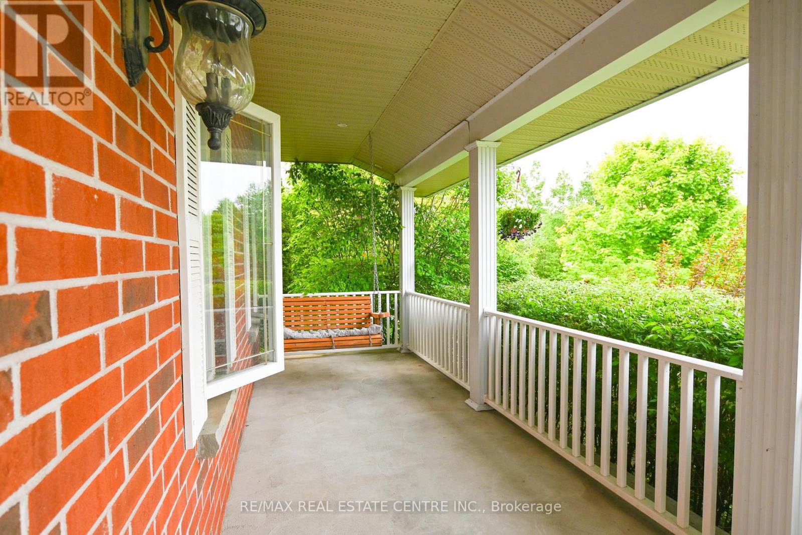 1216 Wood Road Property Photo 3