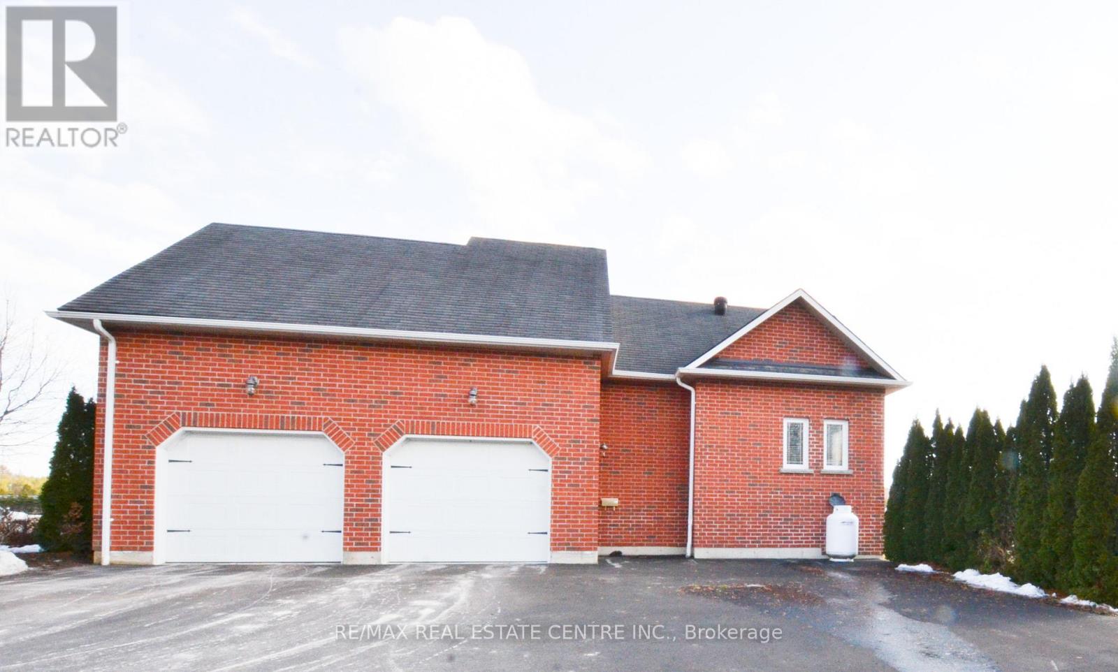 1216 Wood Road Property Photo 4