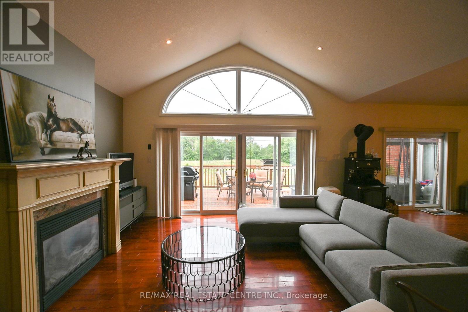 1216 Wood Road Property Photo 9