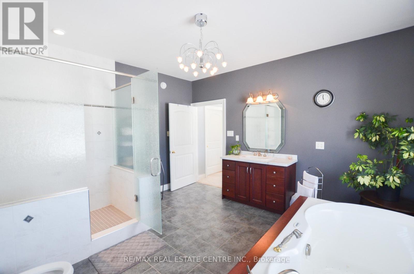 1216 Wood Road Property Photo 17