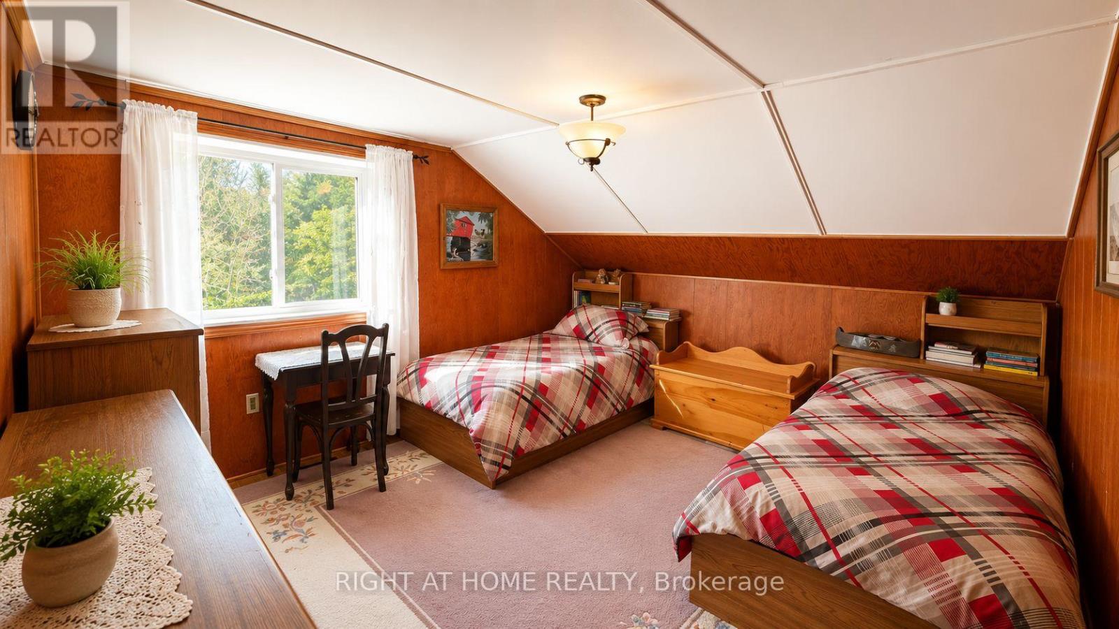 640 Tiny Beaches Road N Property Photo 24