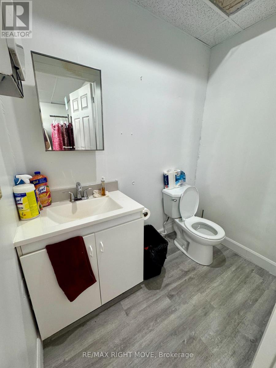 9+9a - 4337 Burnside Line Property Photo 15