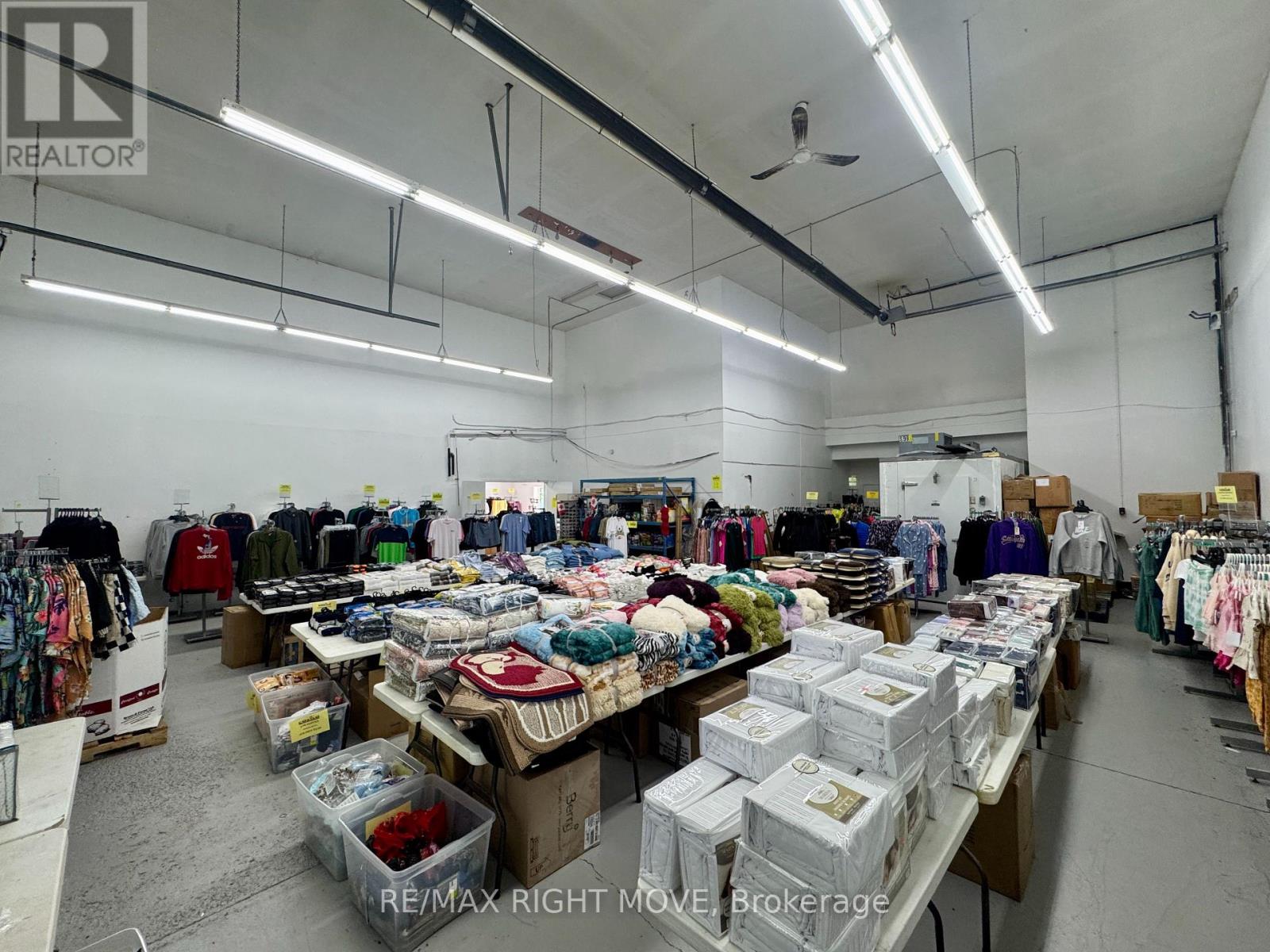 9+9a - 4337 Burnside Line Property Photo 16