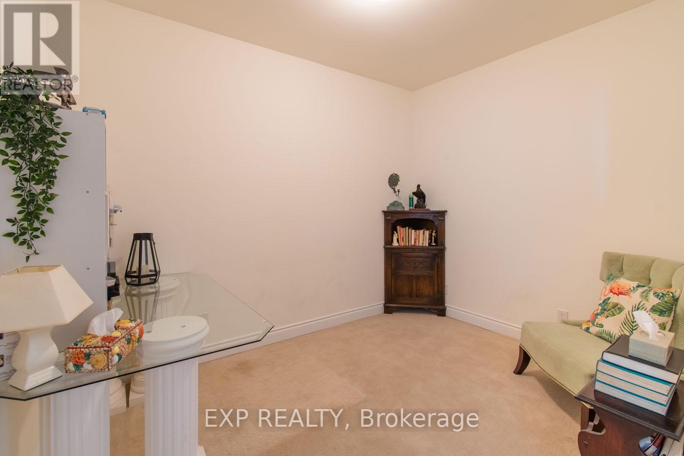 401 - 90 Orchard Point Road Property Photo 13