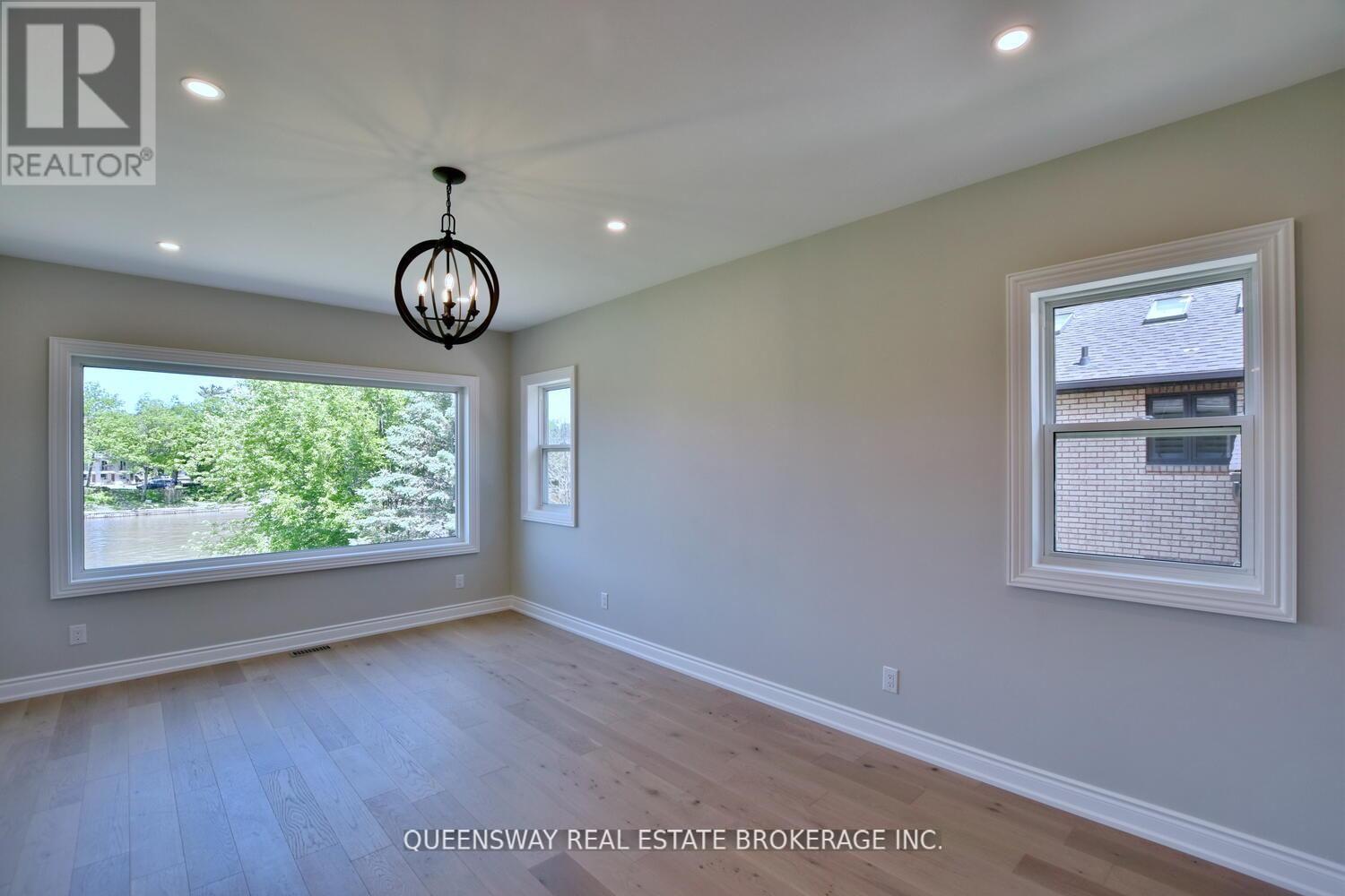 1852 River Road W Property Photo 10